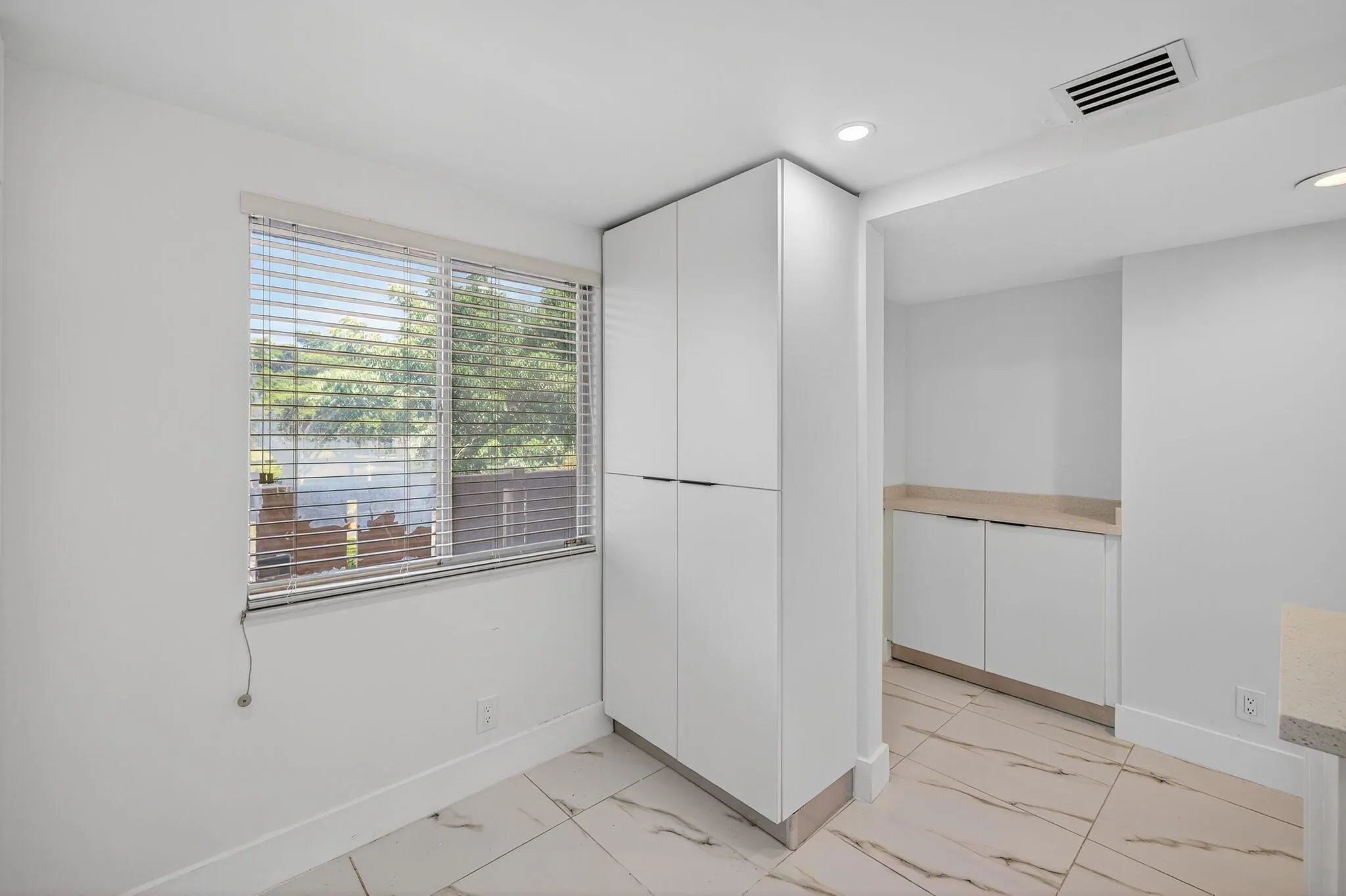 14375 Strathmore Lane, #303