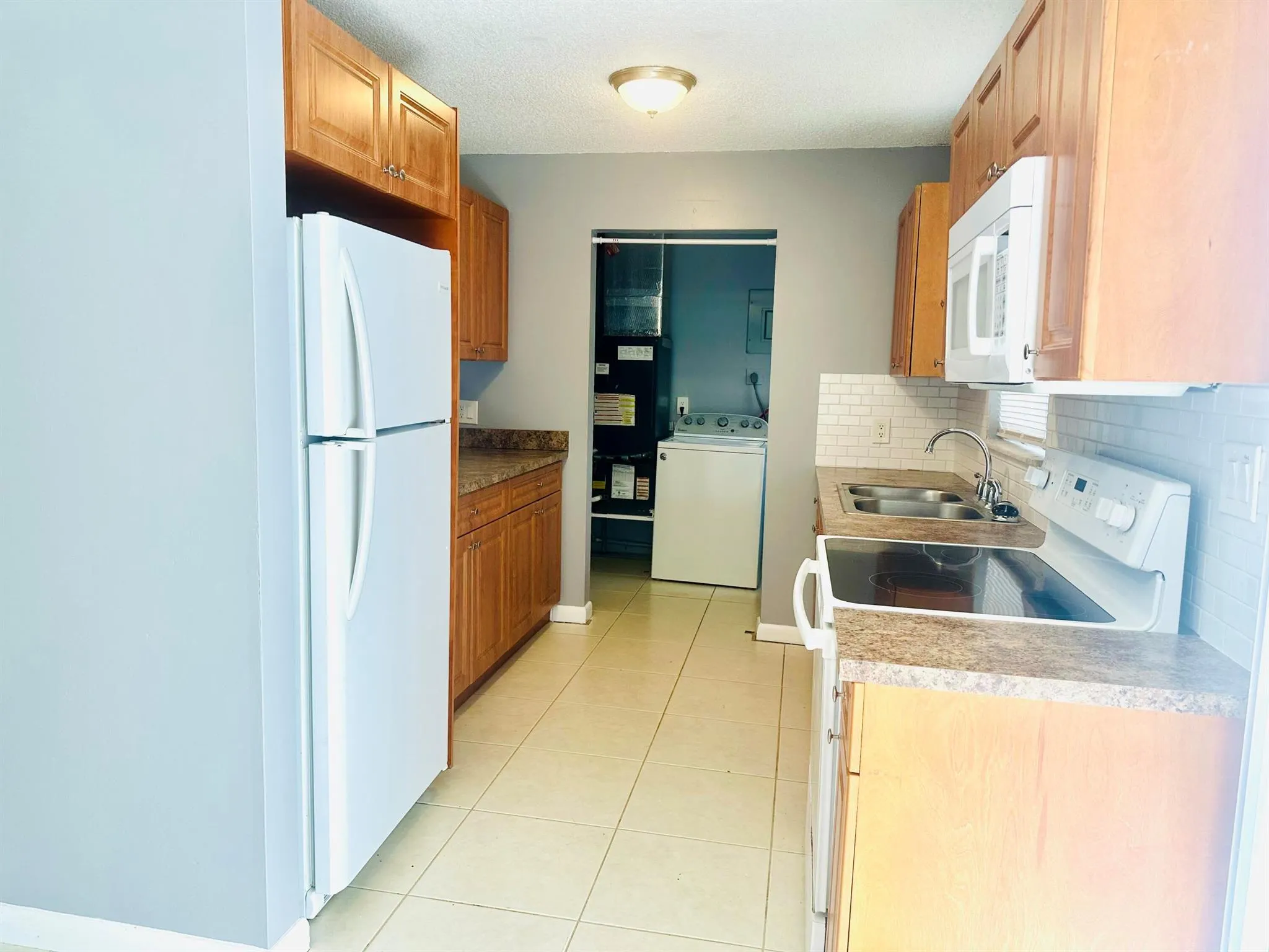 9305 Sunrise Drive, #9305