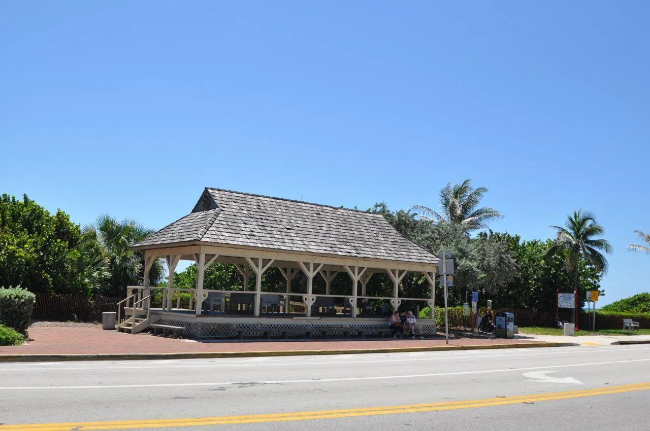 71 NW 4th Avenue