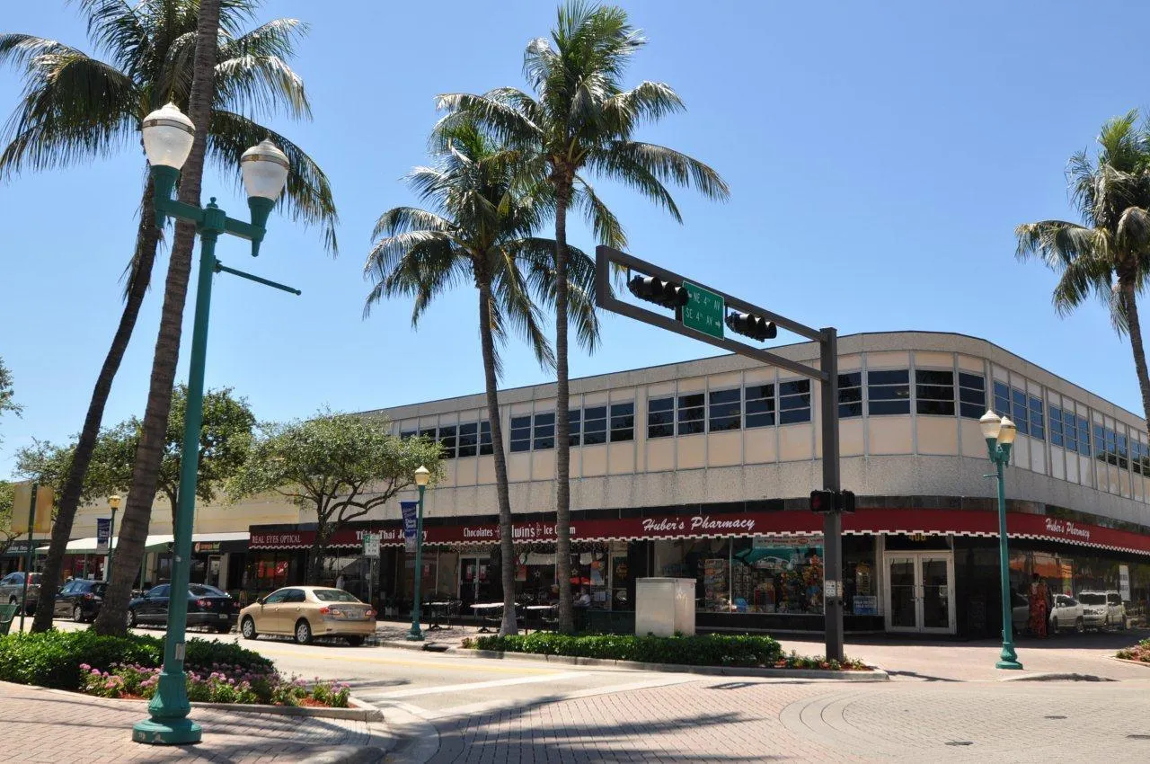 71 NW 4th Avenue