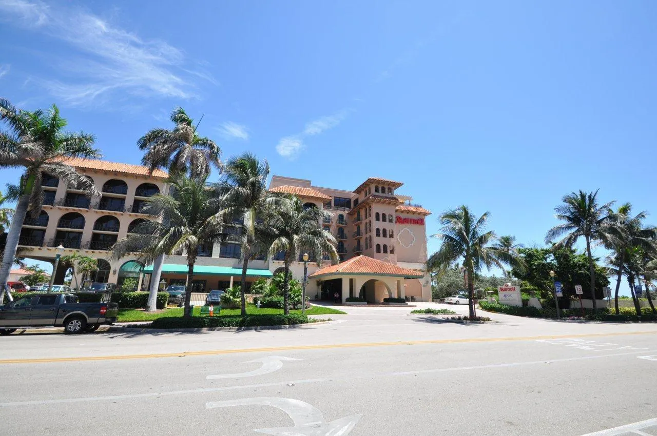71 NW 4th Avenue