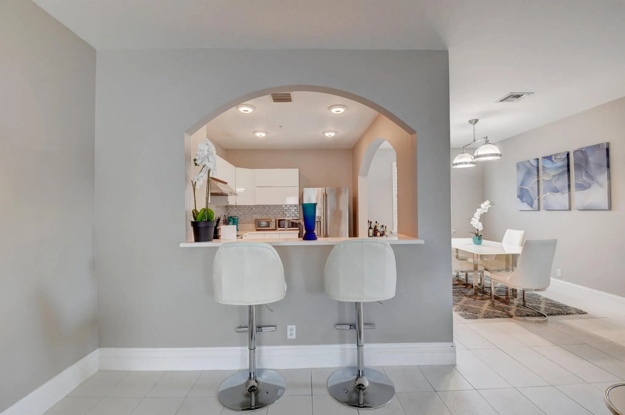 71 NW 4th Avenue