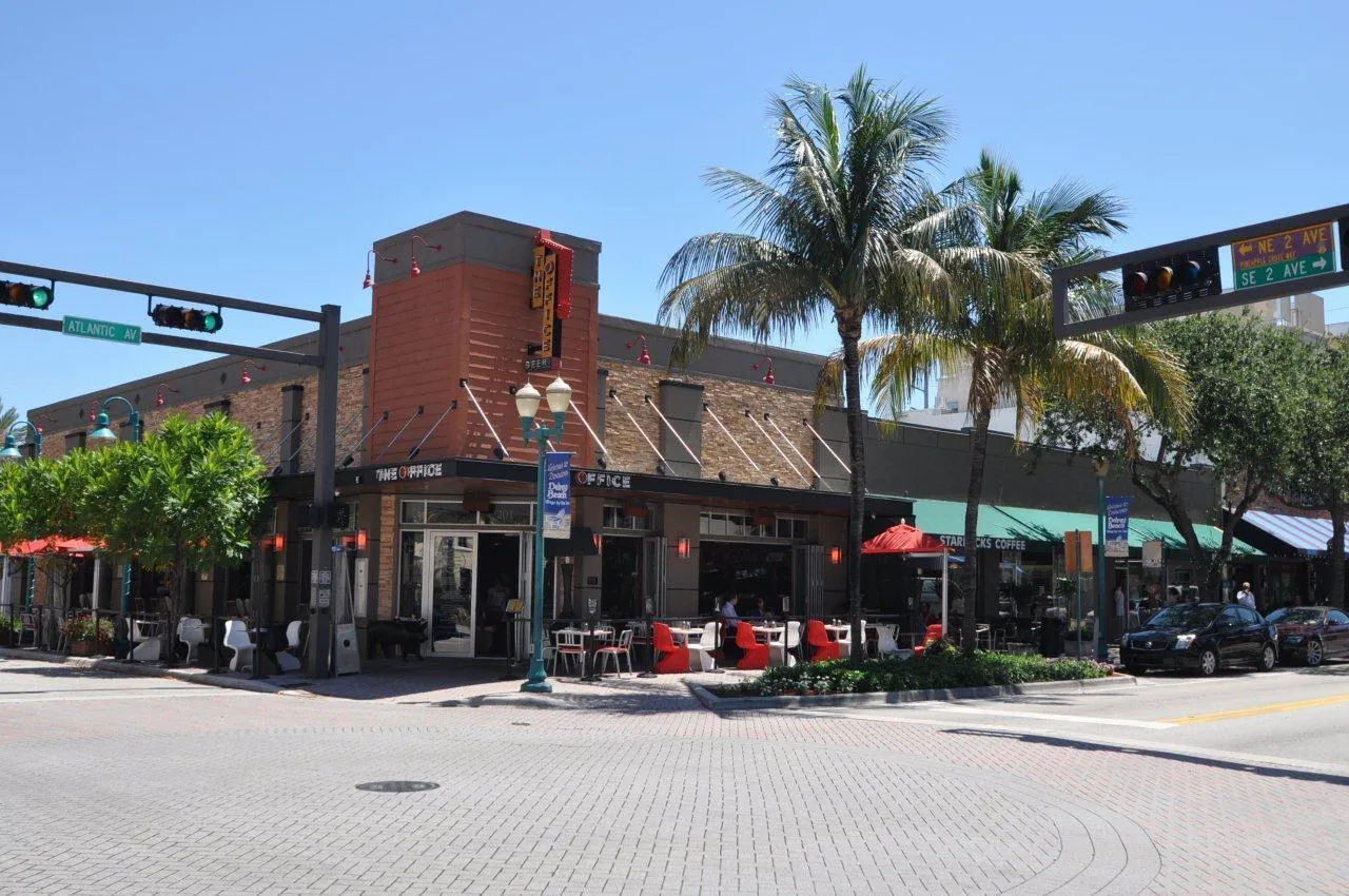 71 NW 4th Avenue