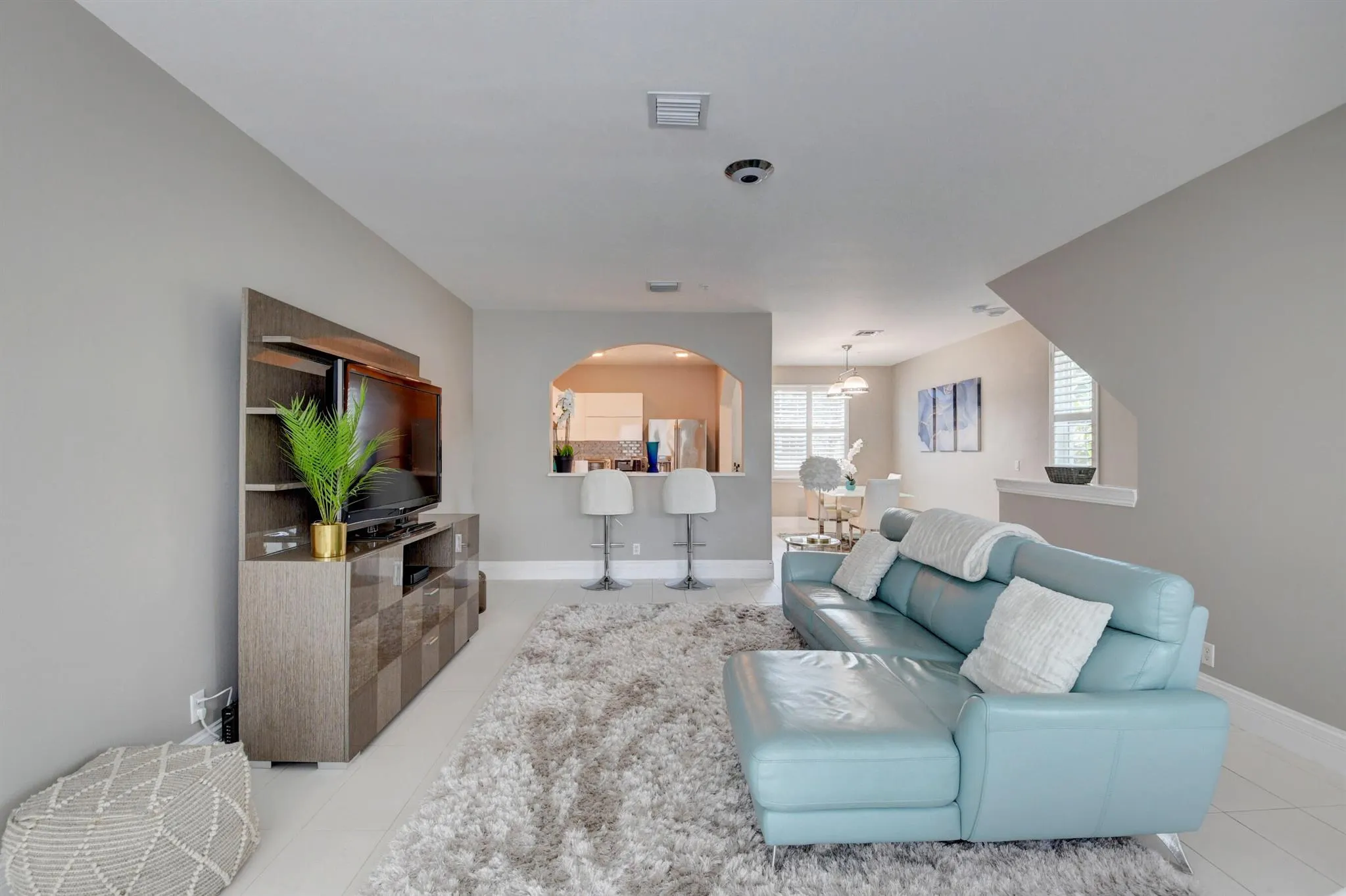 71 NW 4th Avenue