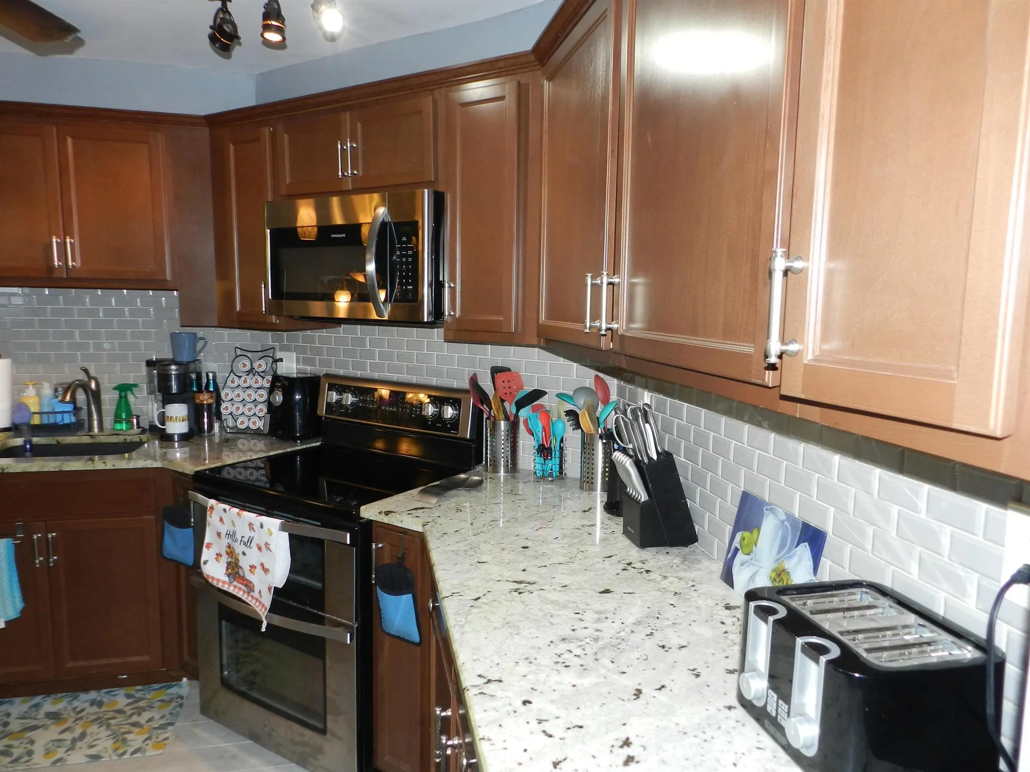 7 Greenway  Village N, #103