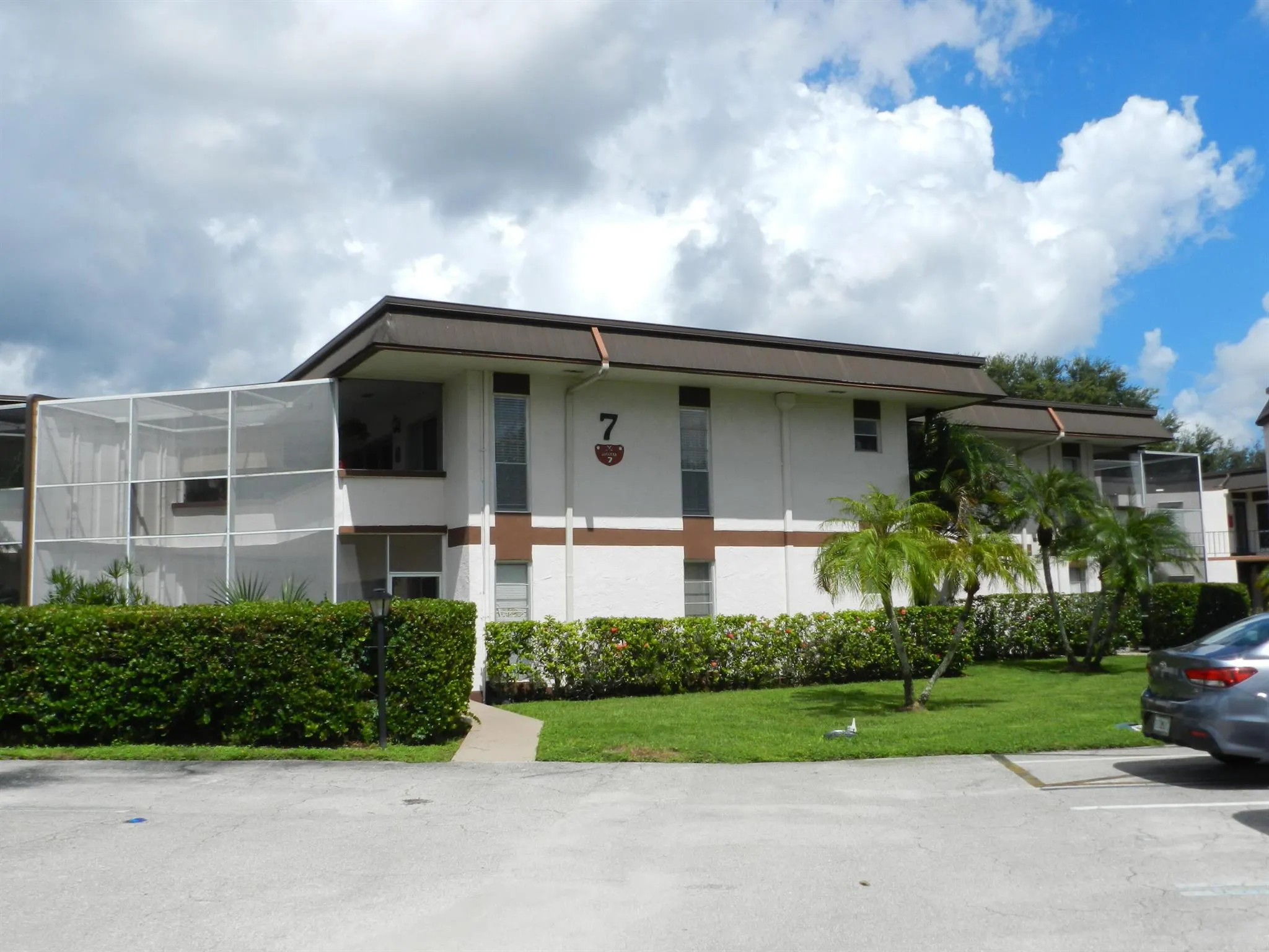 7 Greenway  Village N, #103