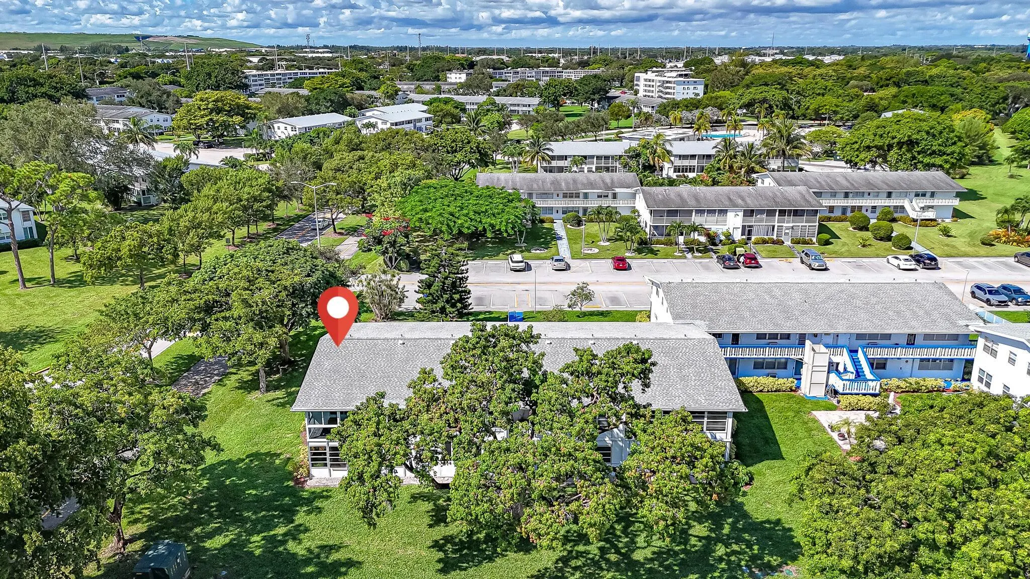 241 Markham L