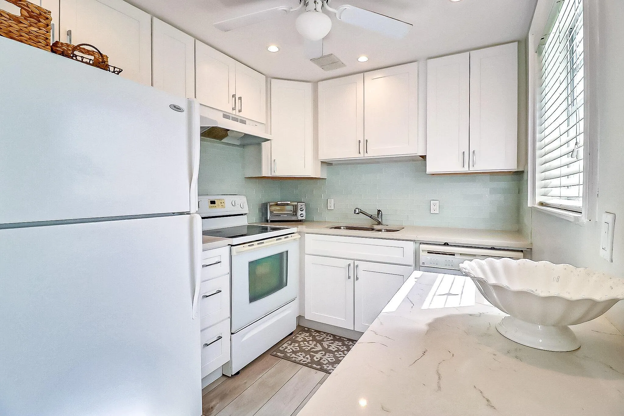 241 Markham L