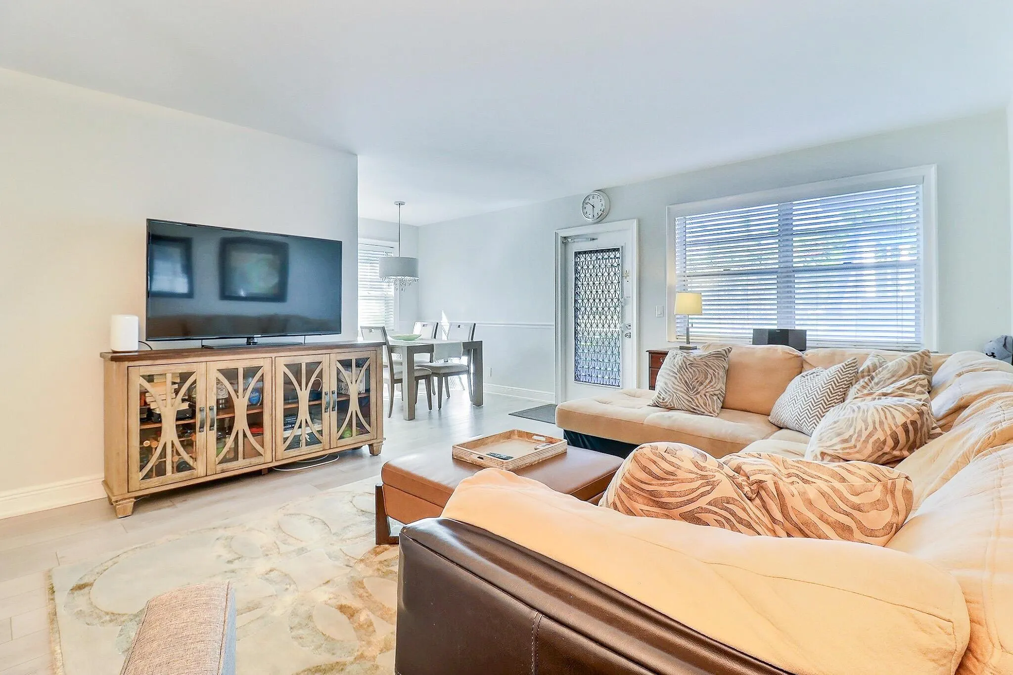 241 Markham L