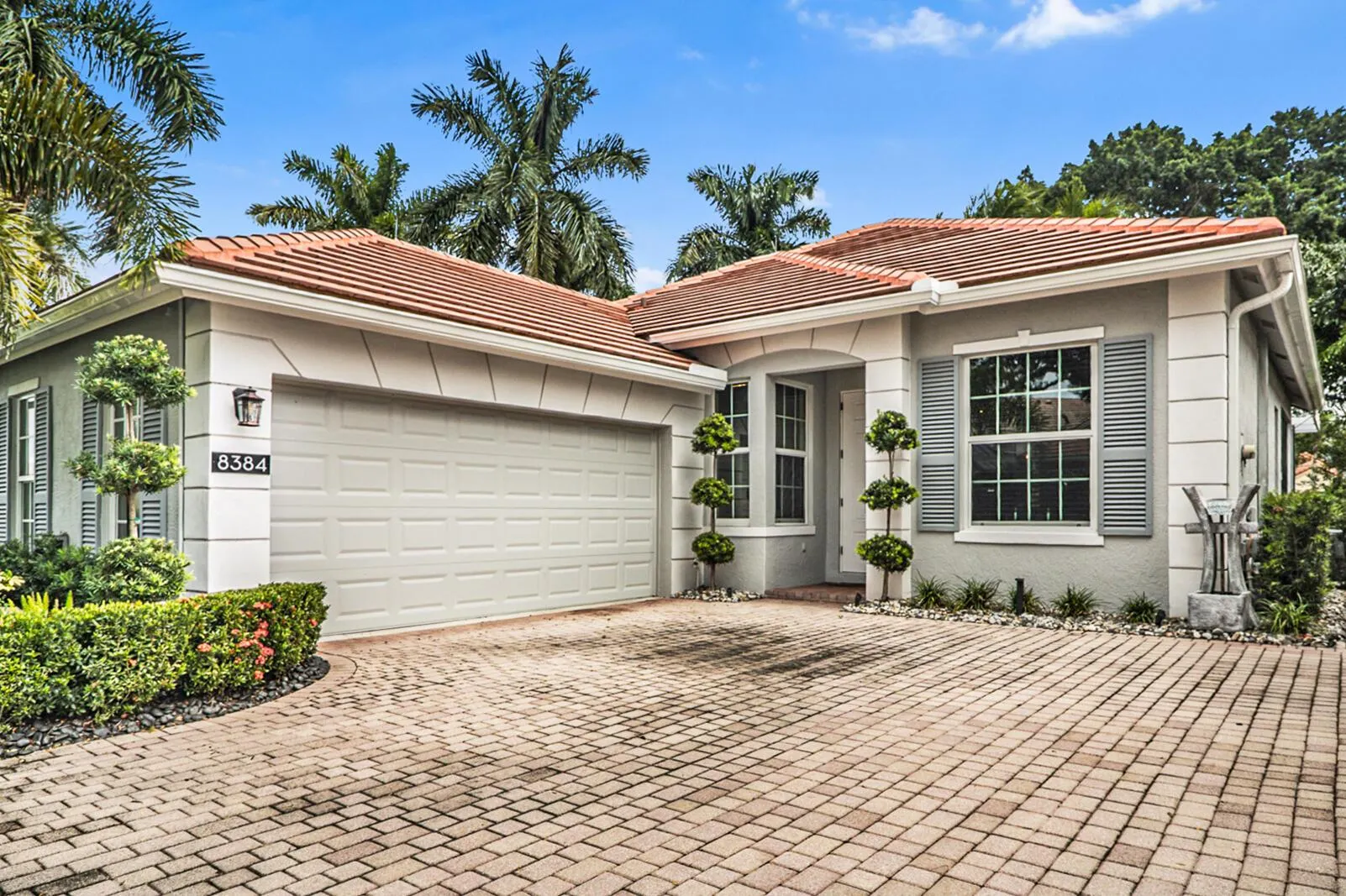8384 Heritage Club Drive