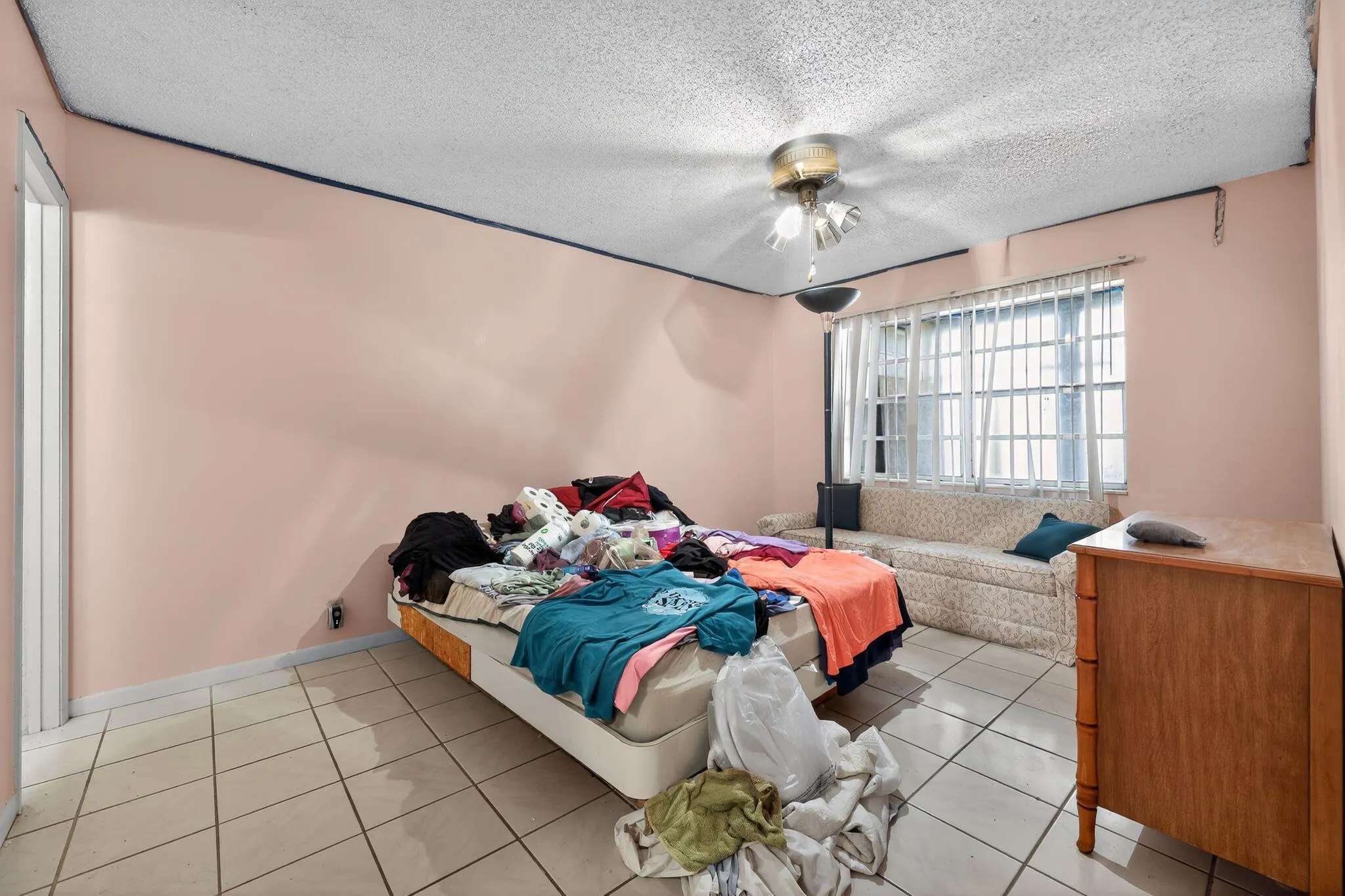 100 Lake Meryl Drive, #104