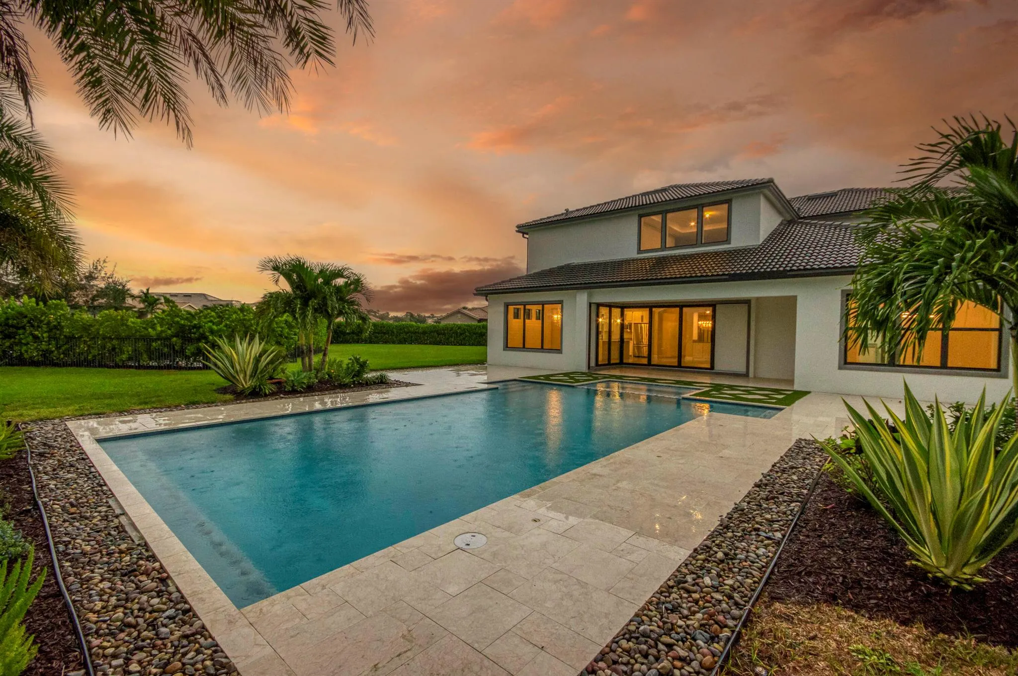 102 Cerulean Key Way