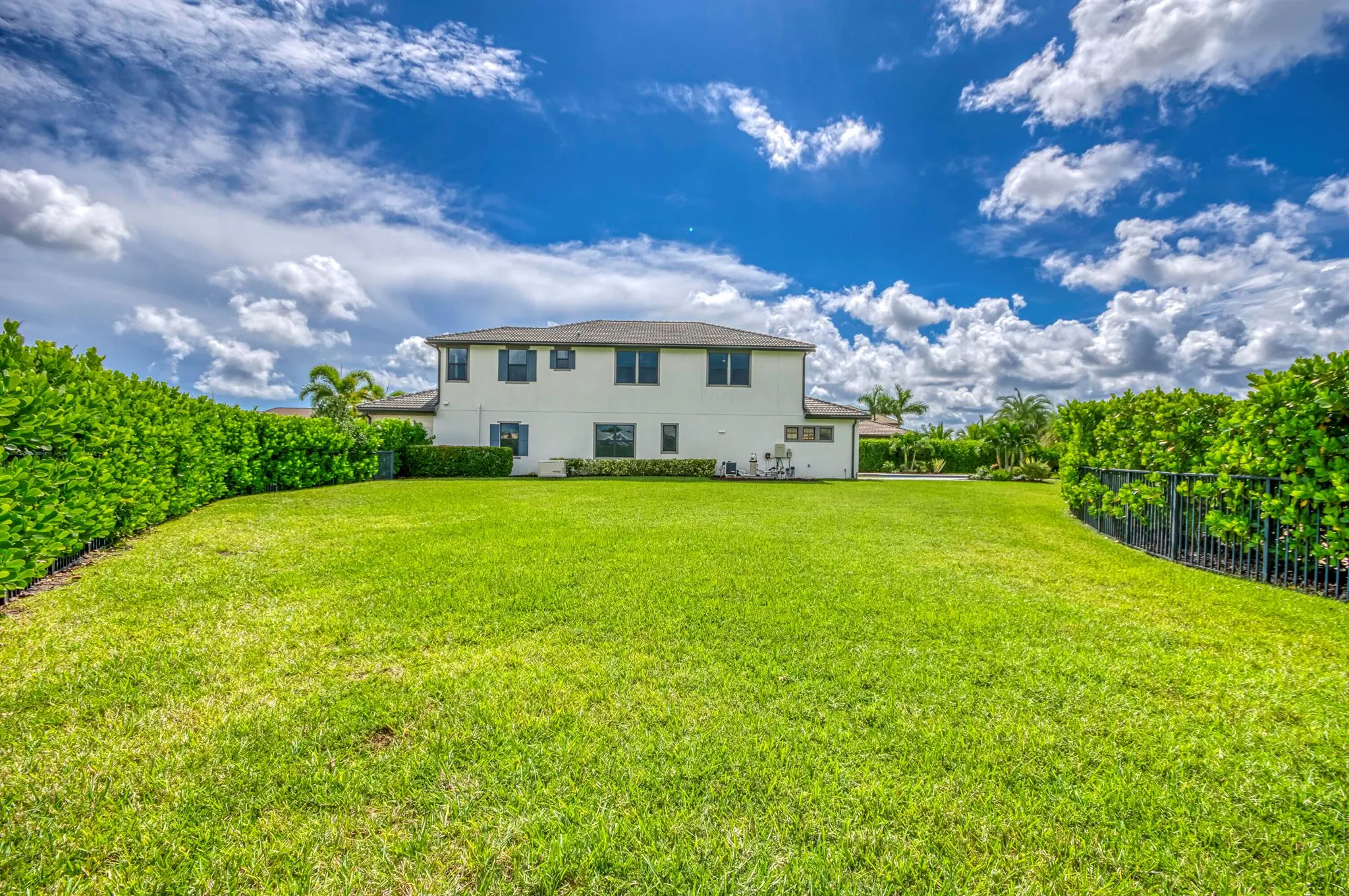 102 Cerulean Key Way