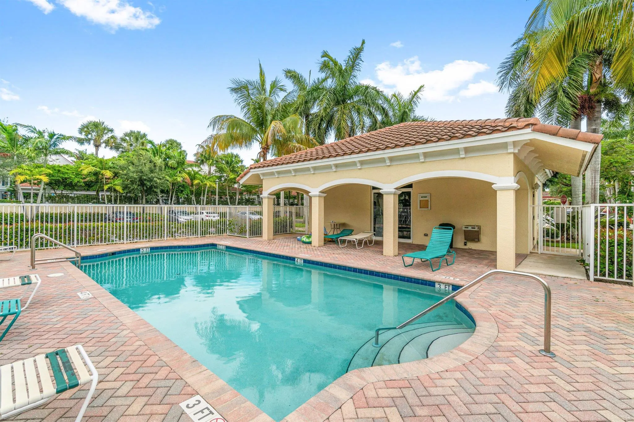 122 Bayfront Drive