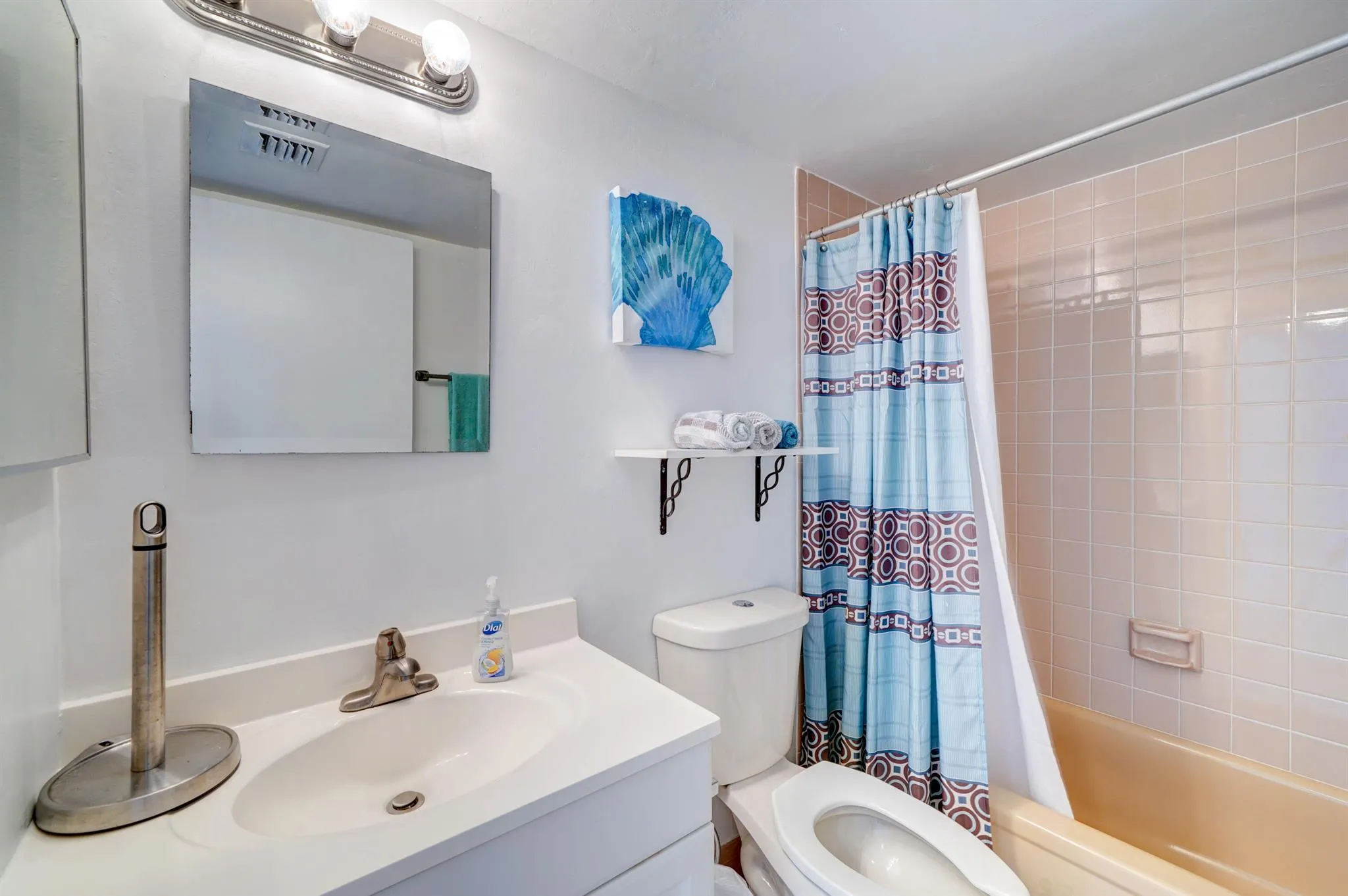 7620 NW 18th Street, #102