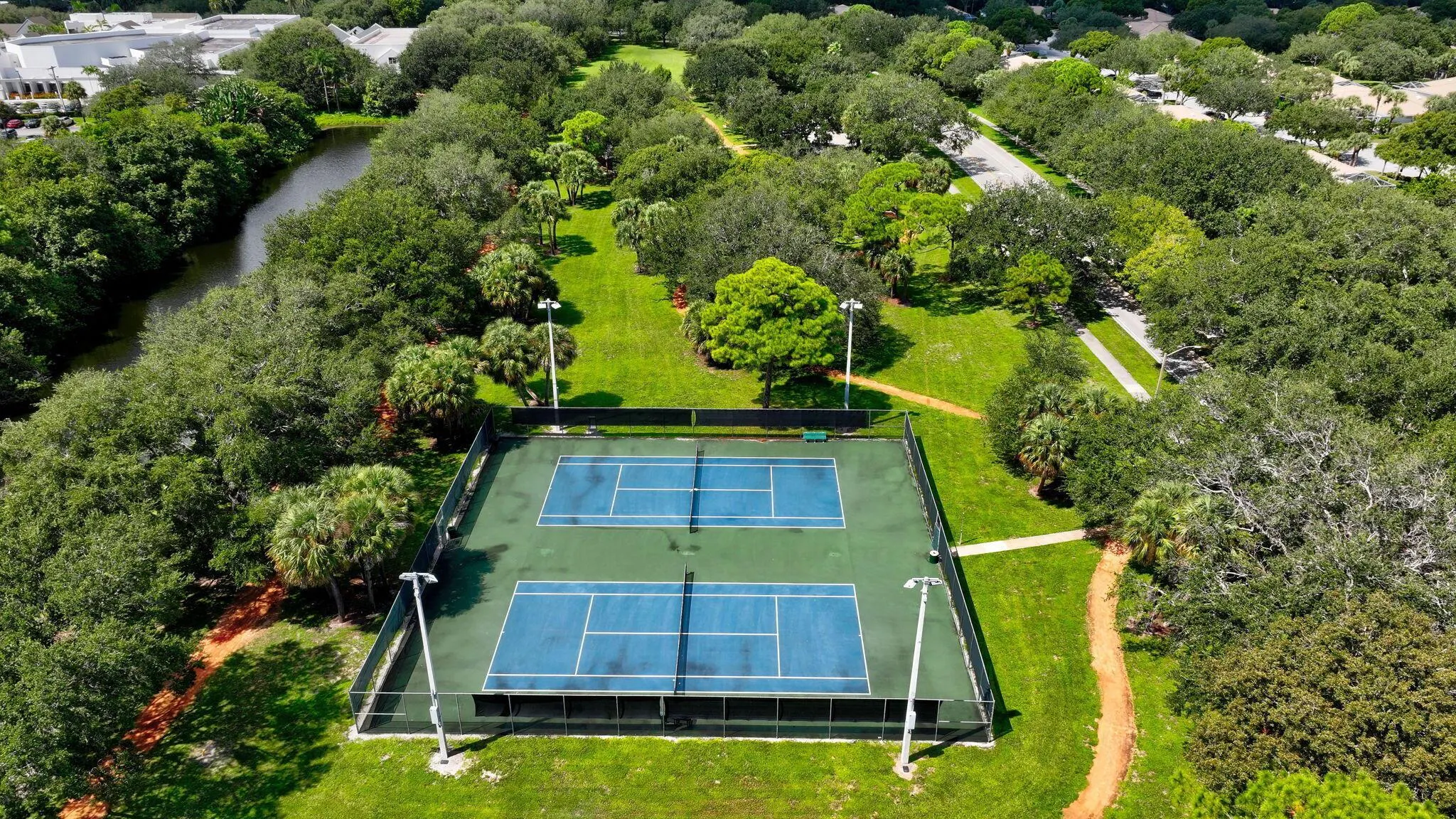 229 E Tall Oaks Circle