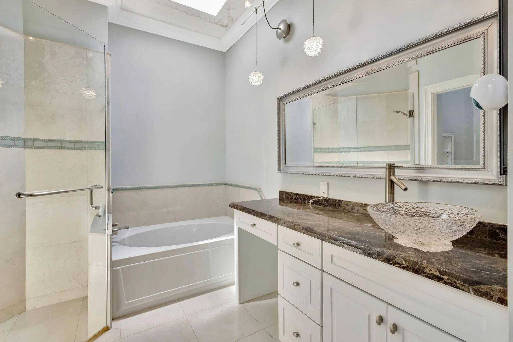 229 E Tall Oaks Circle