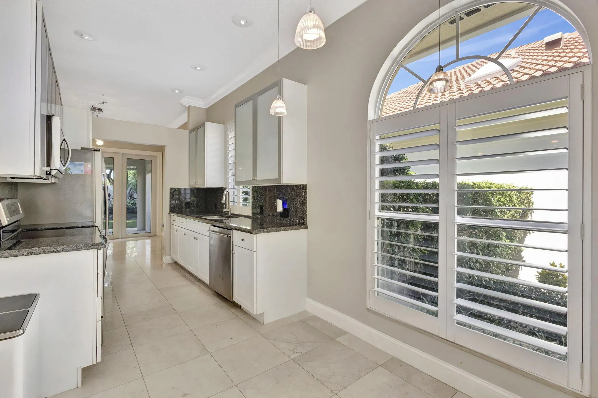 229 E Tall Oaks Circle