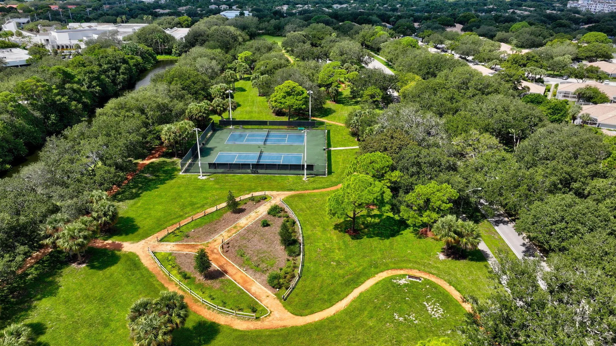 229 E Tall Oaks Circle