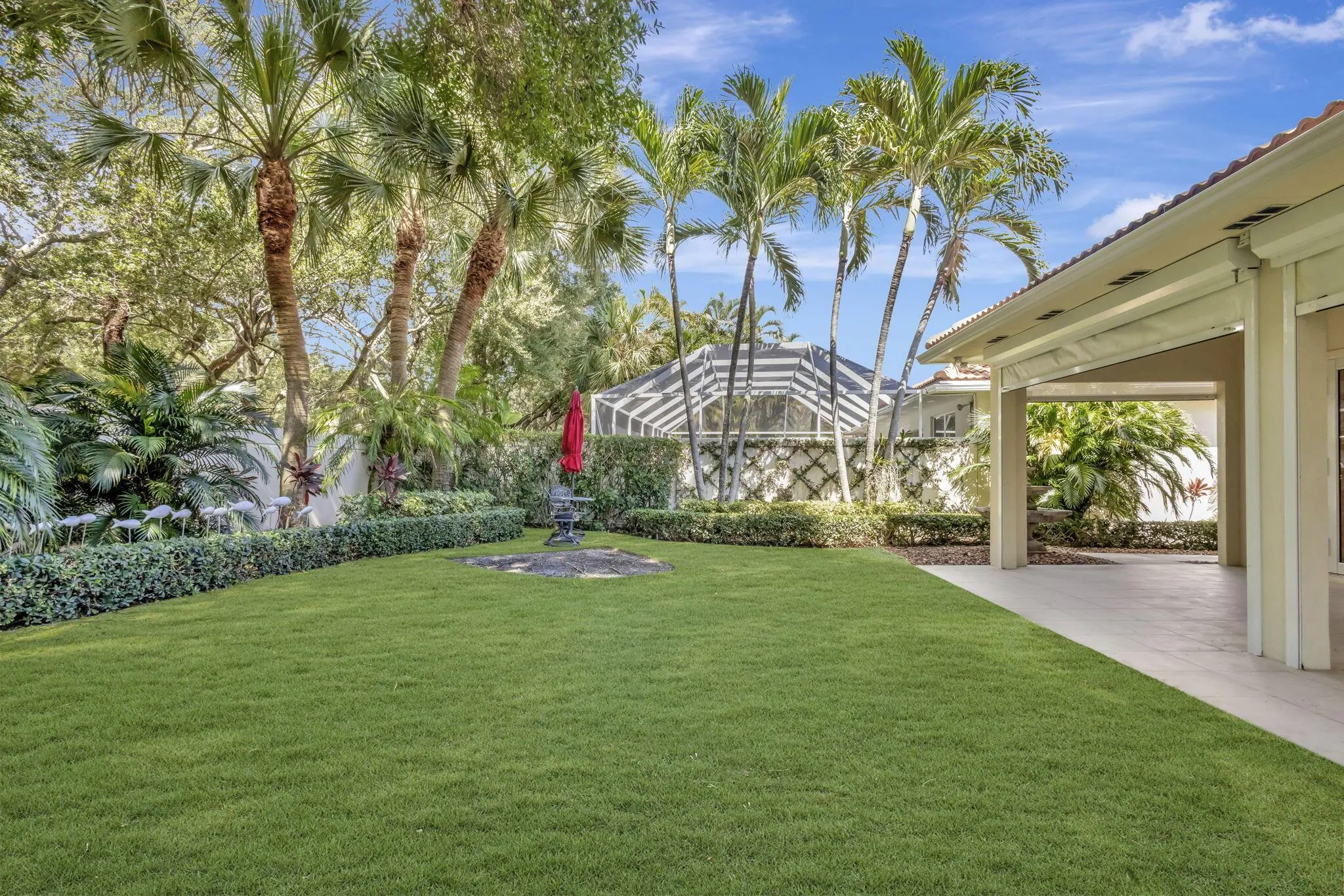 229 E Tall Oaks Circle
