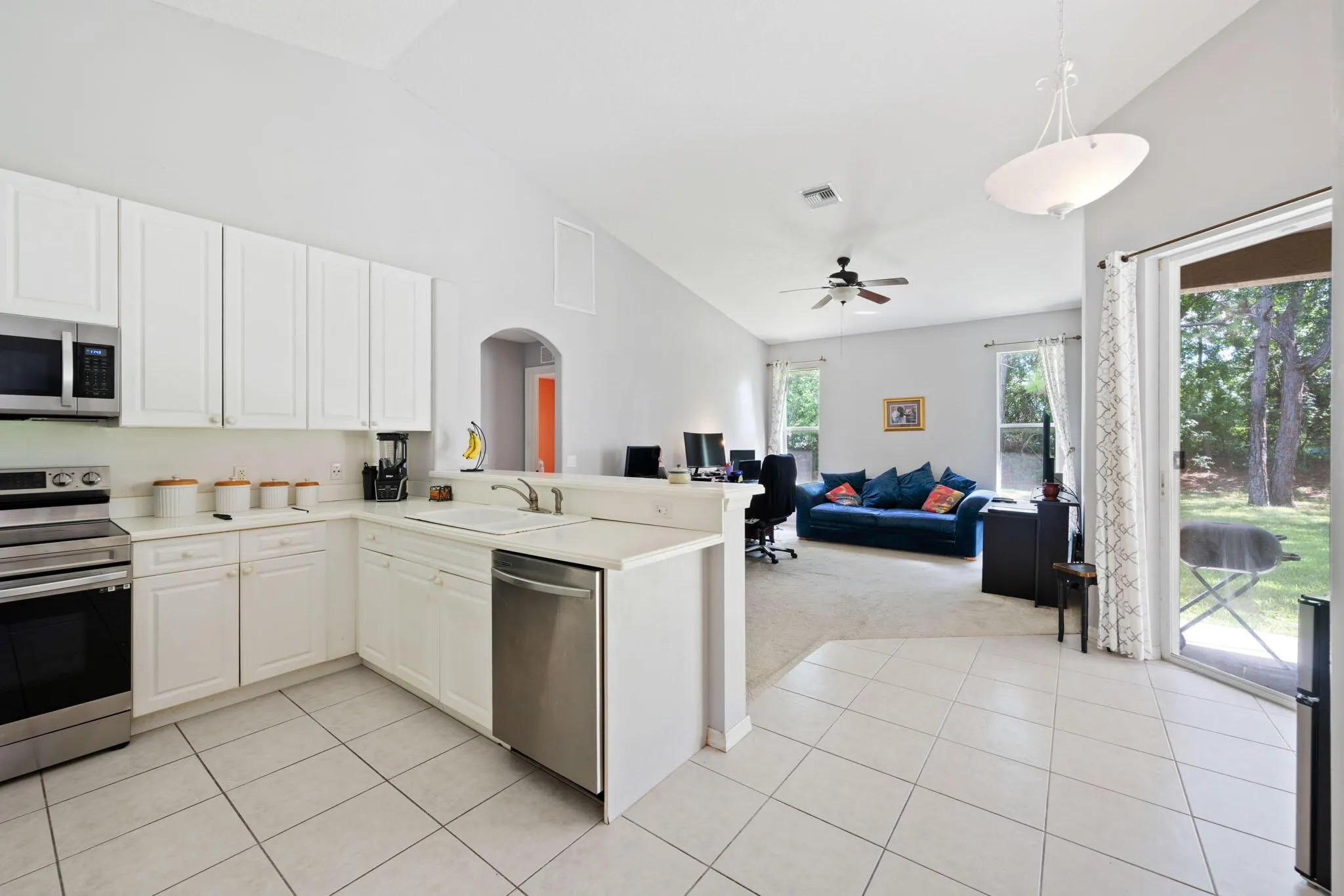 184 SW Fernleaf Trail