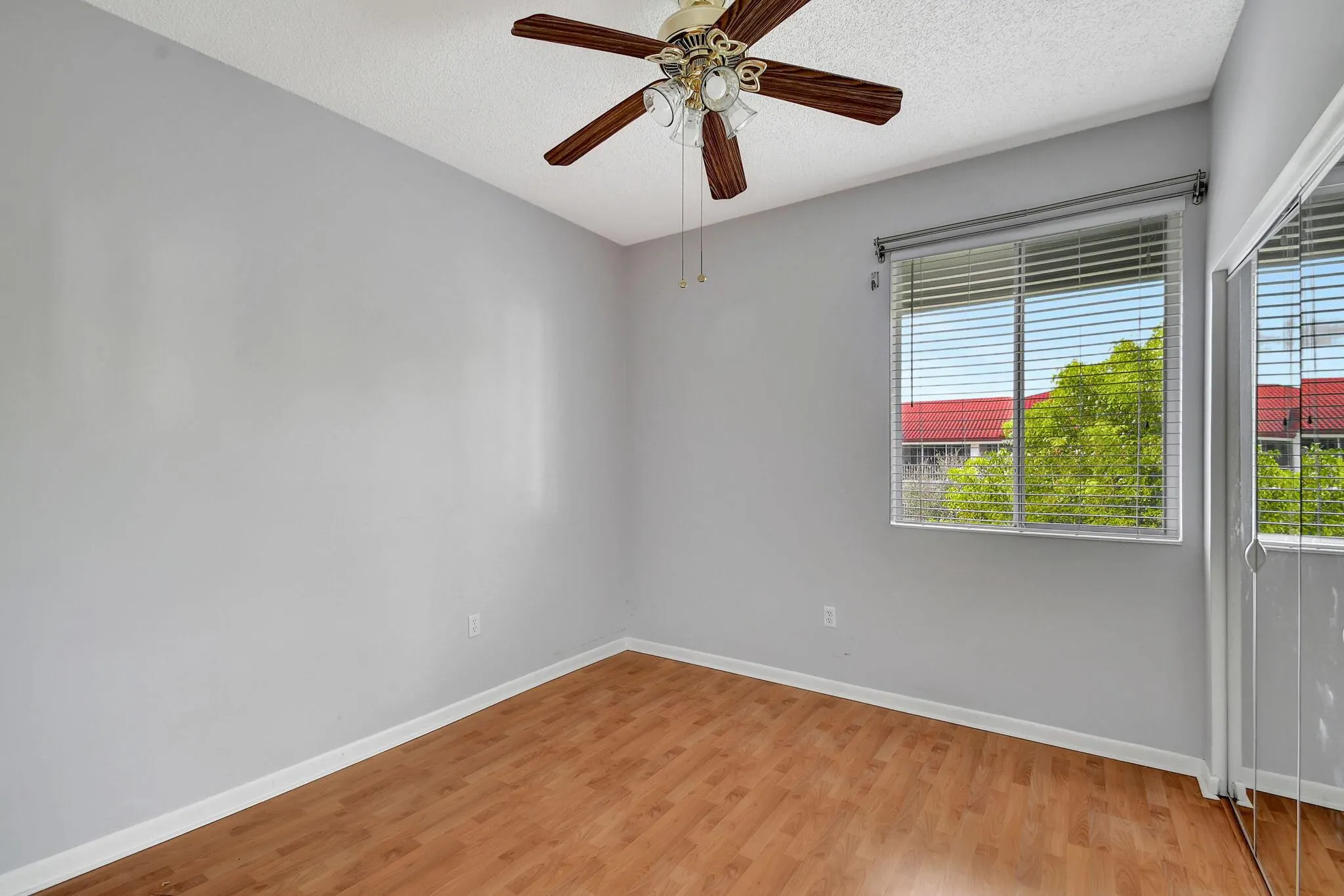 107 Half Moon Circle, #A3