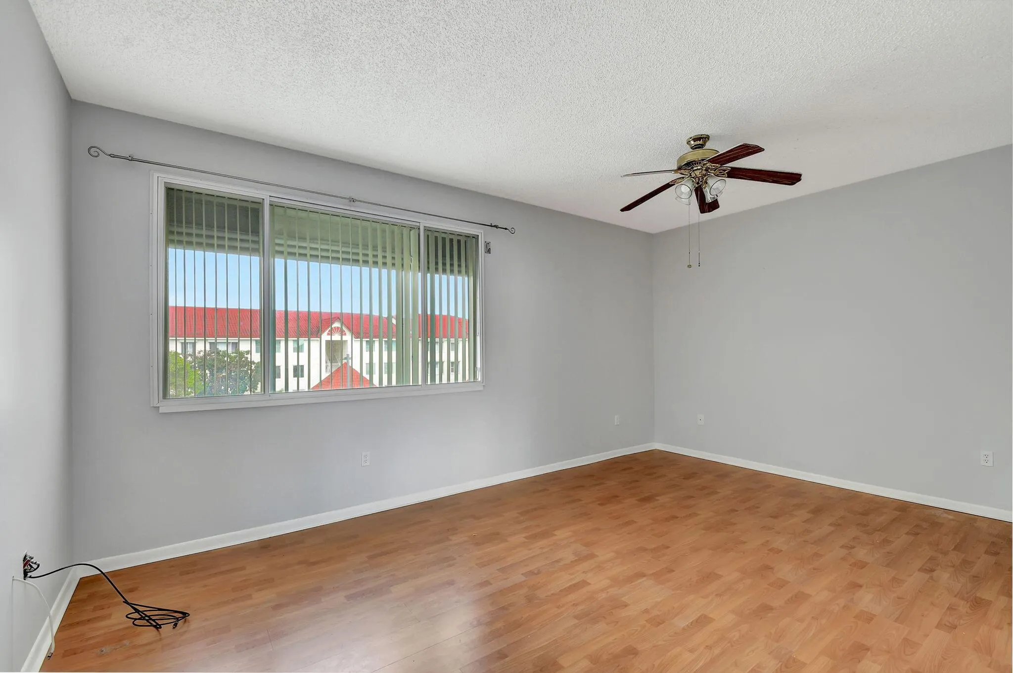 107 Half Moon Circle, #A3