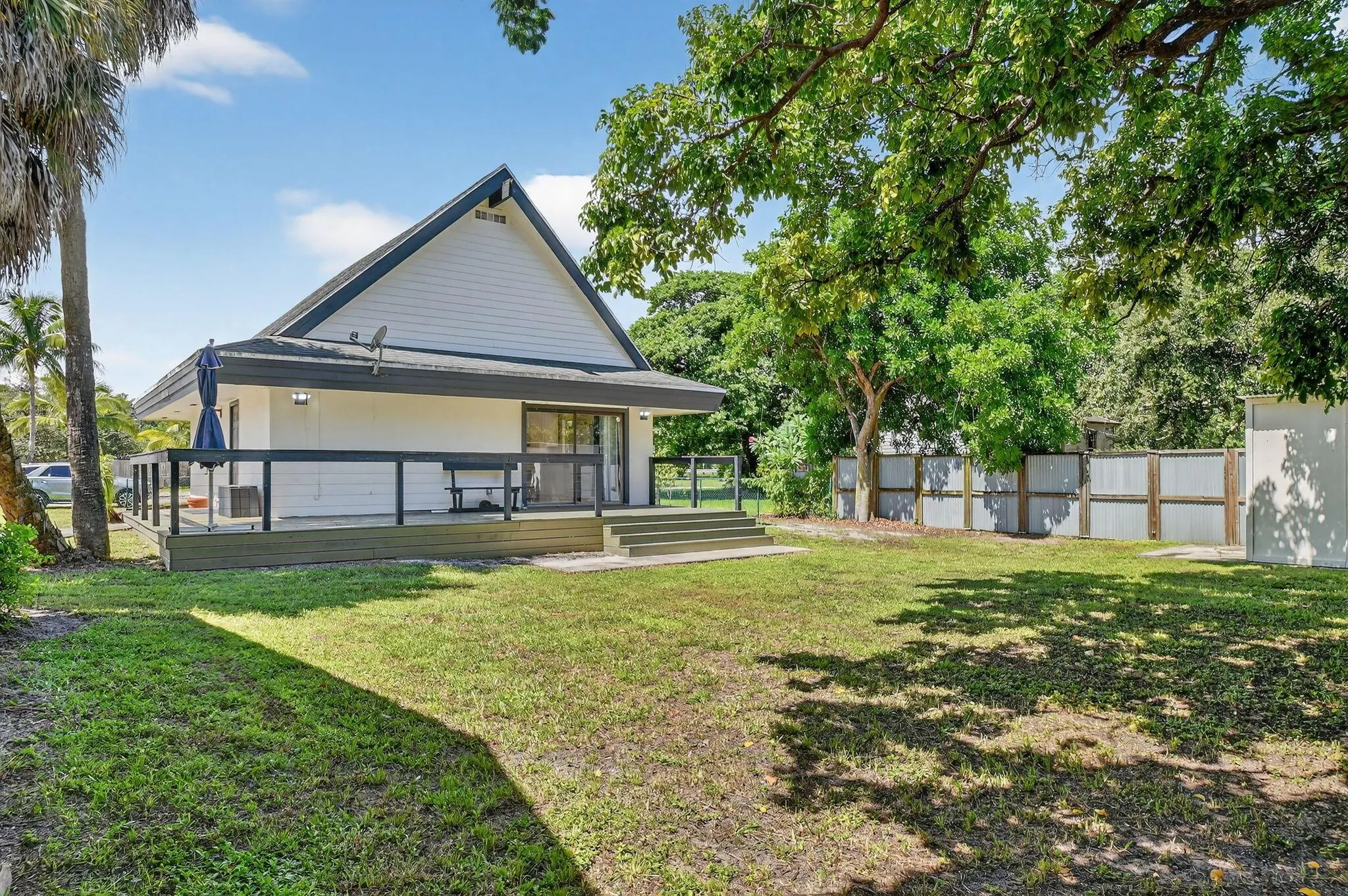 3532 Coconut Road