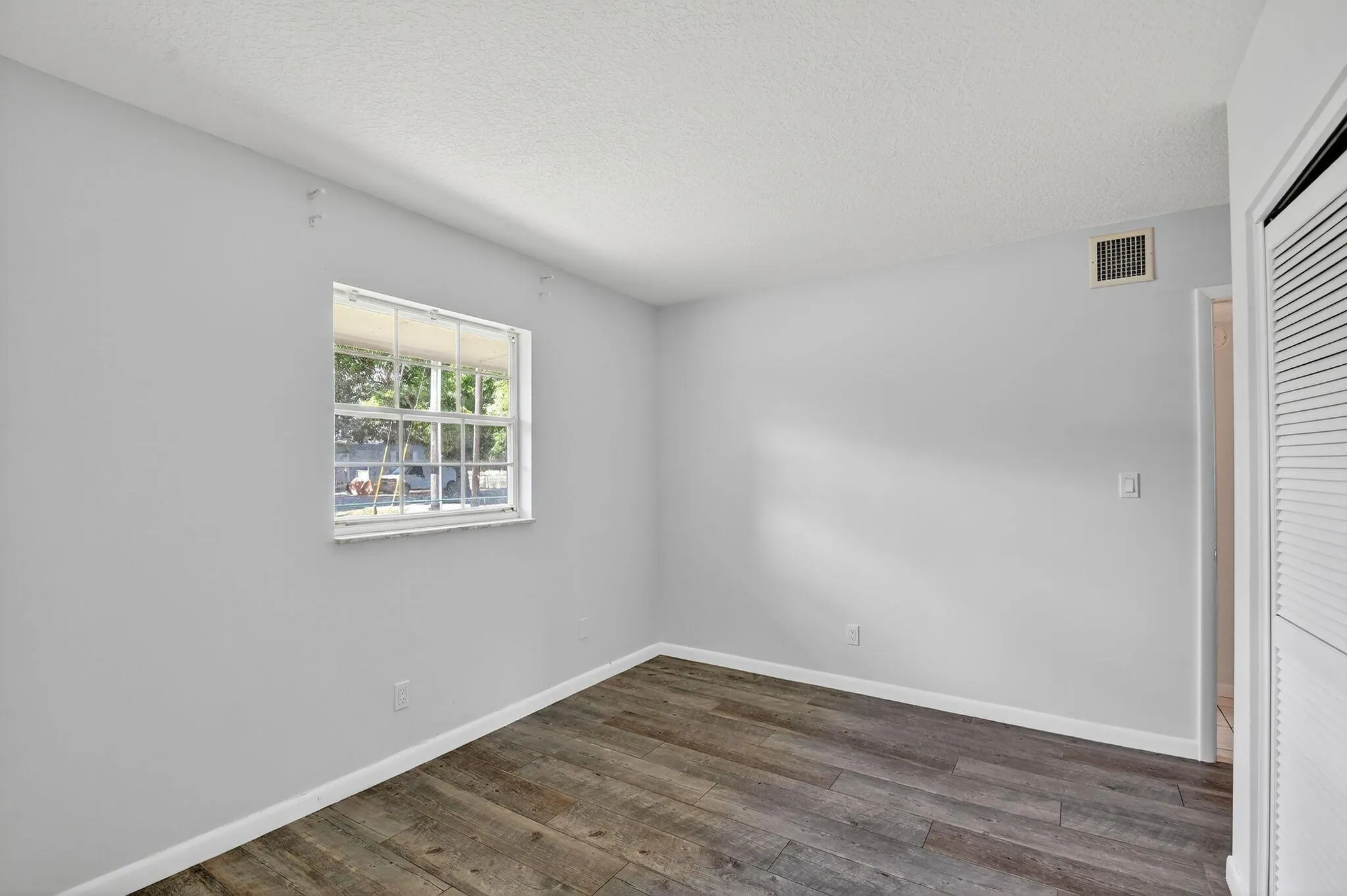 3532 Coconut Road