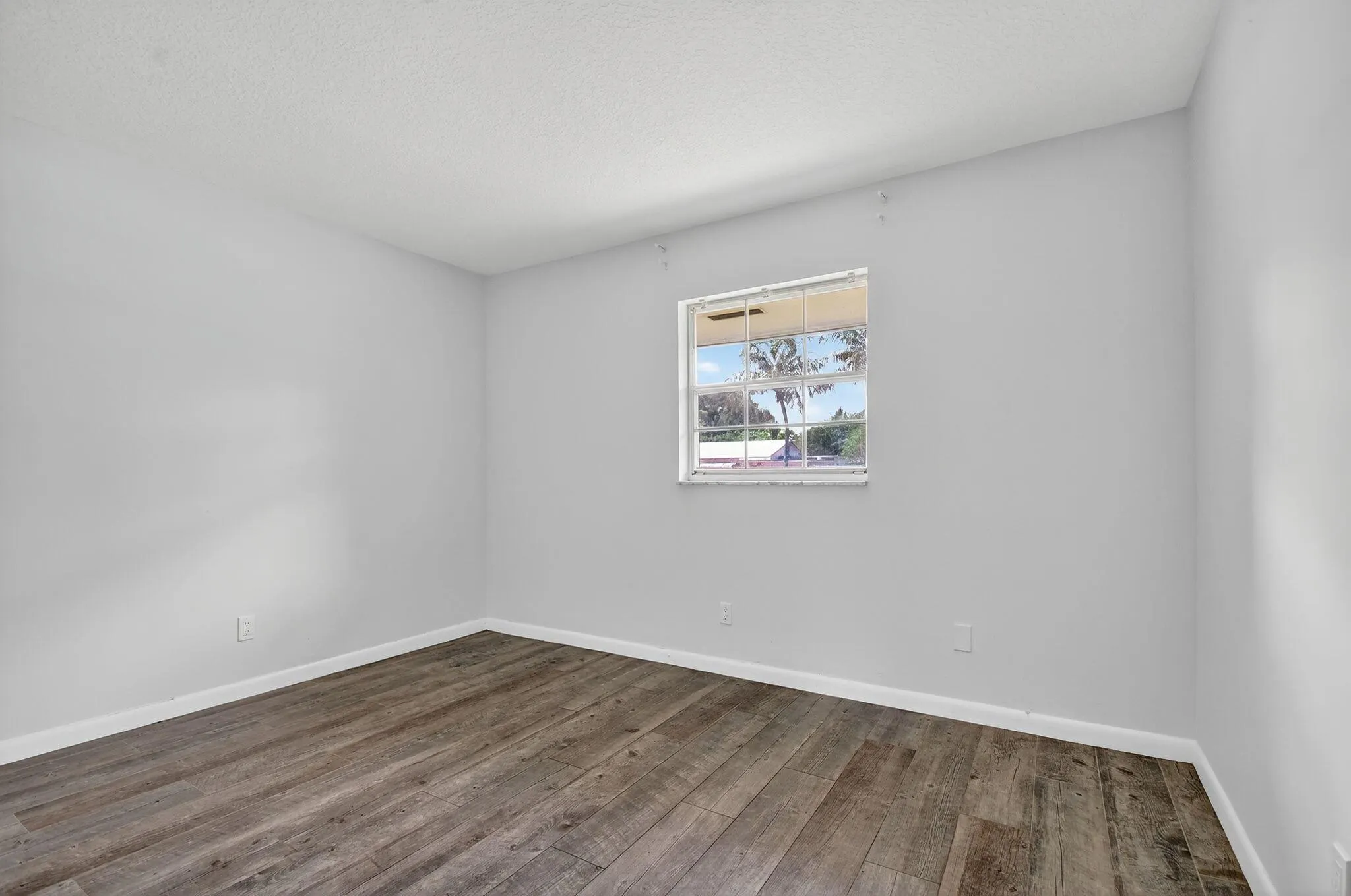 3532 Coconut Road