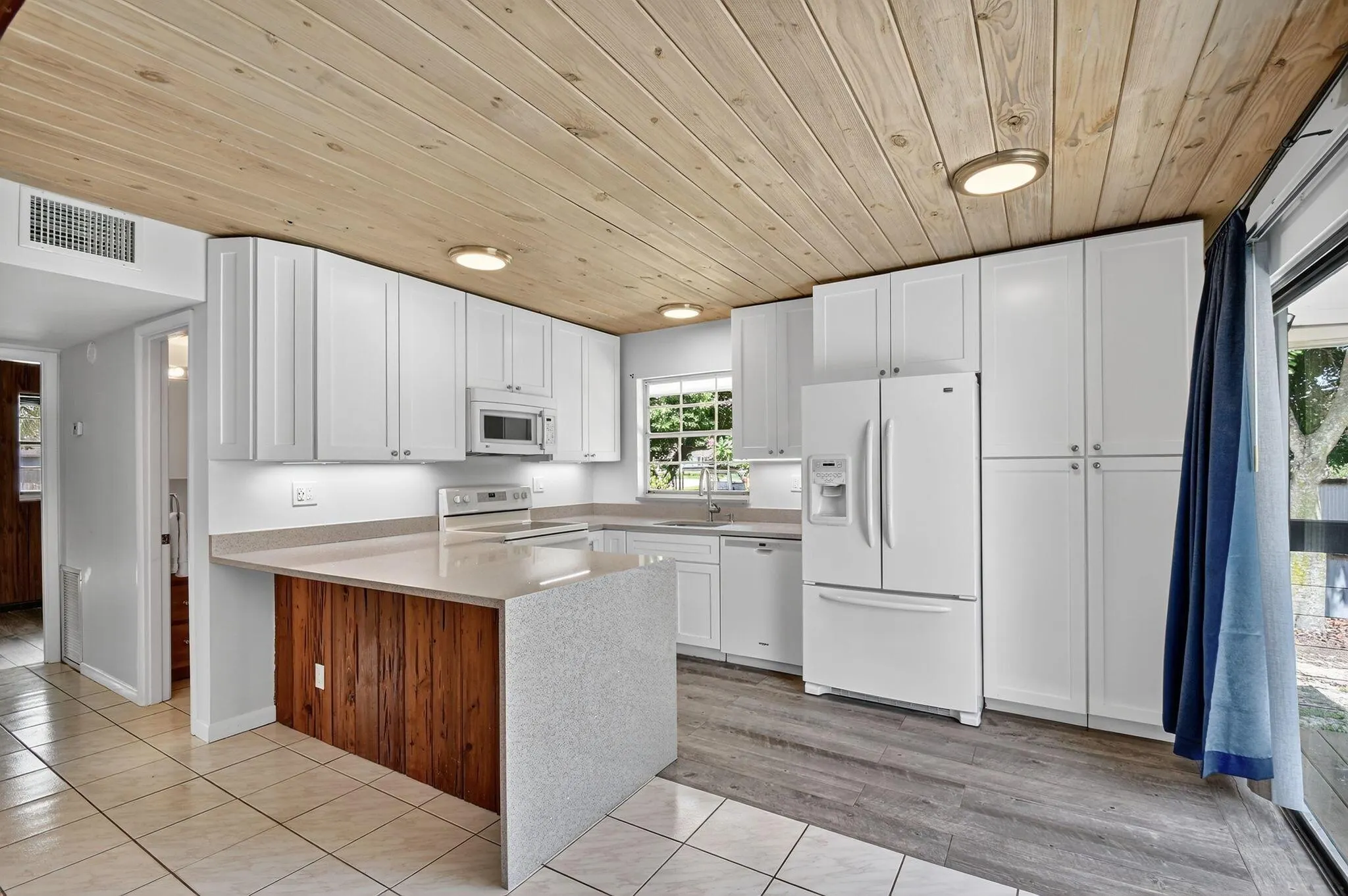3532 Coconut Road