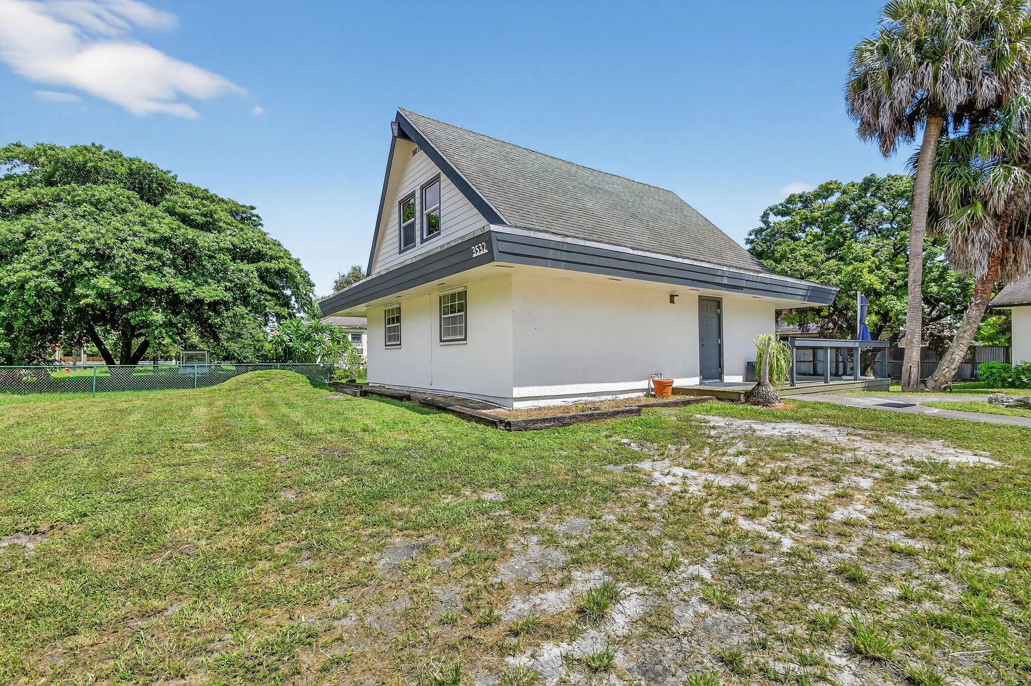 3532 Coconut Road