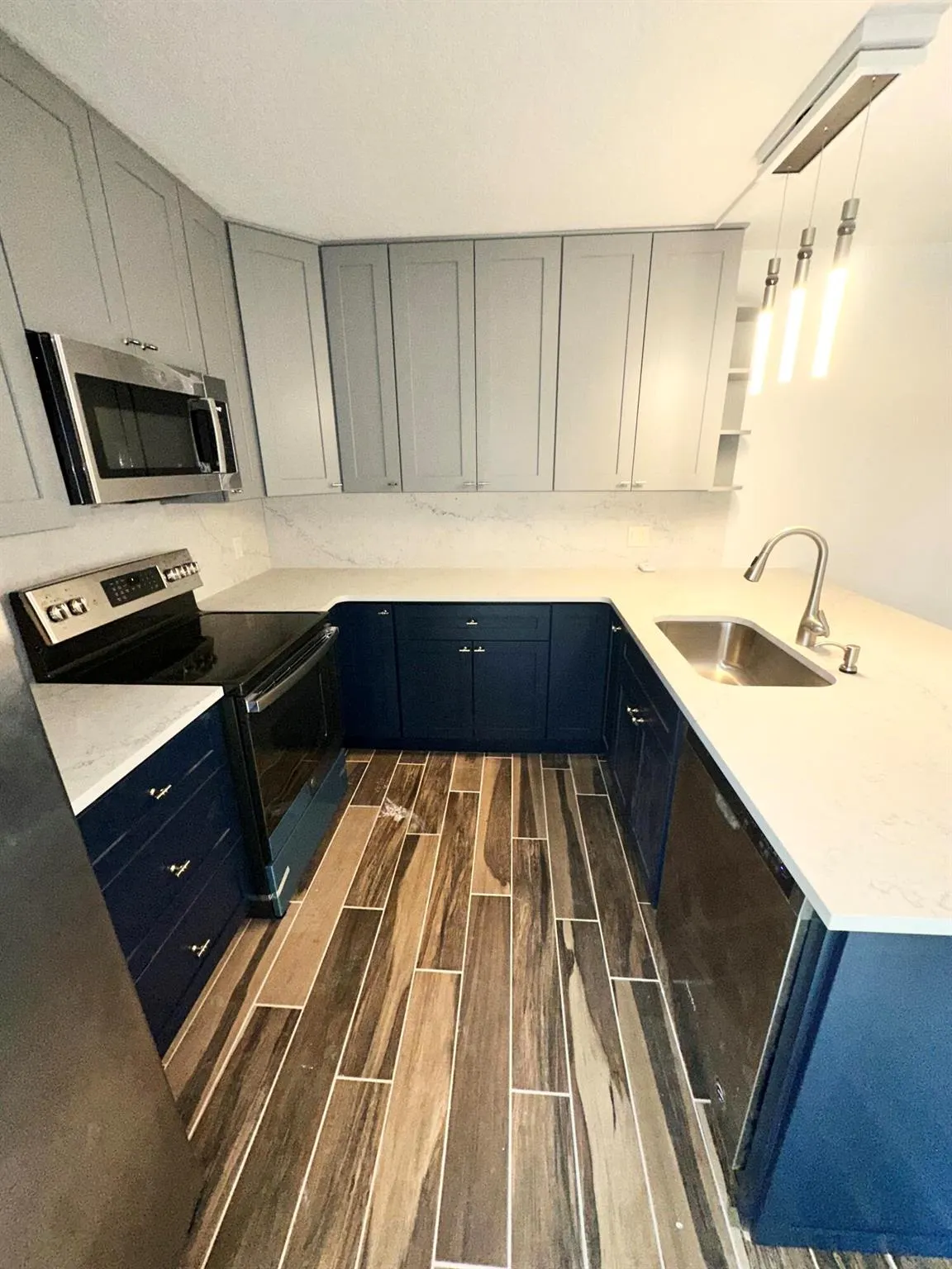 2324 23rd Court, #55d