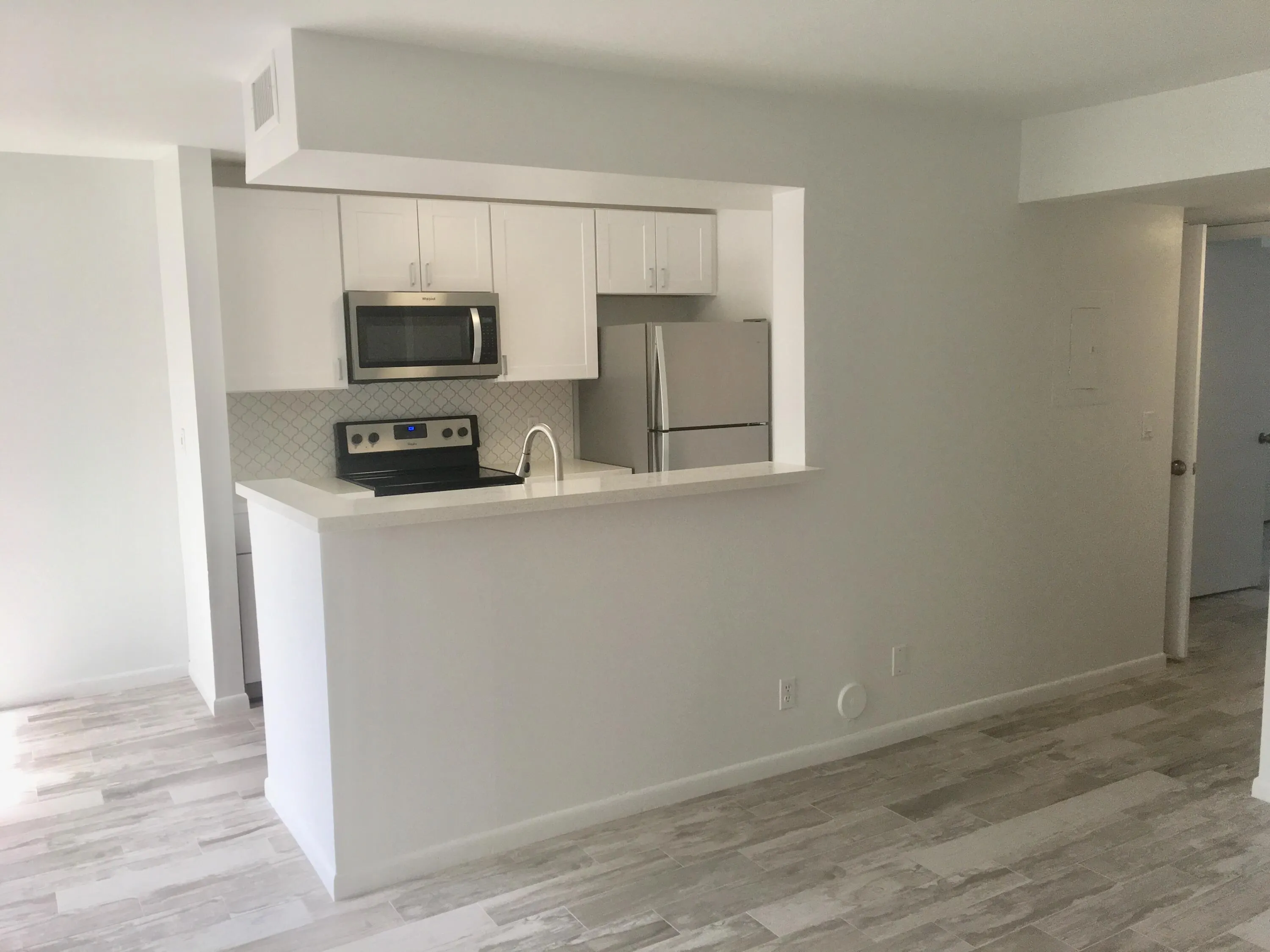 815 W Boynton Beach Boulevard, #3-103