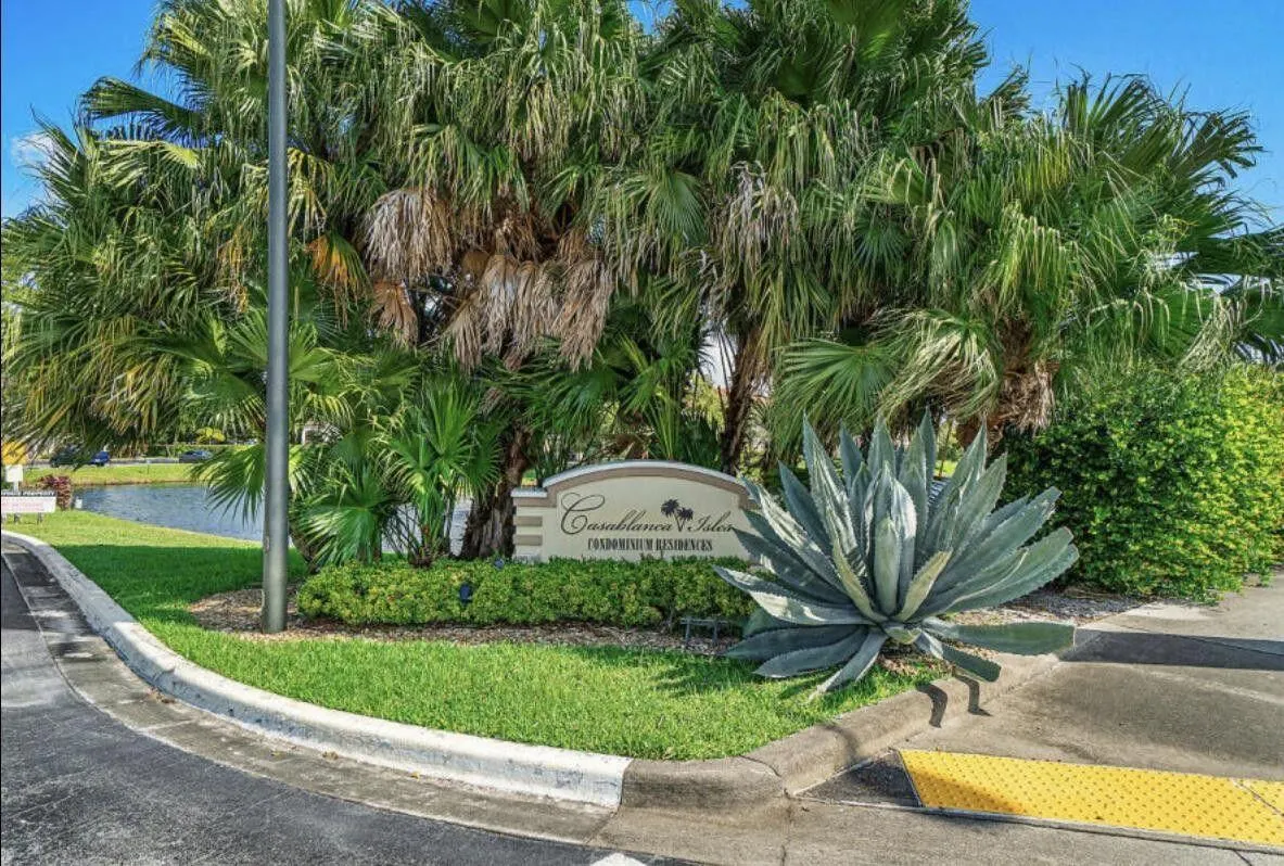 815 W Boynton Beach Boulevard, #3-103