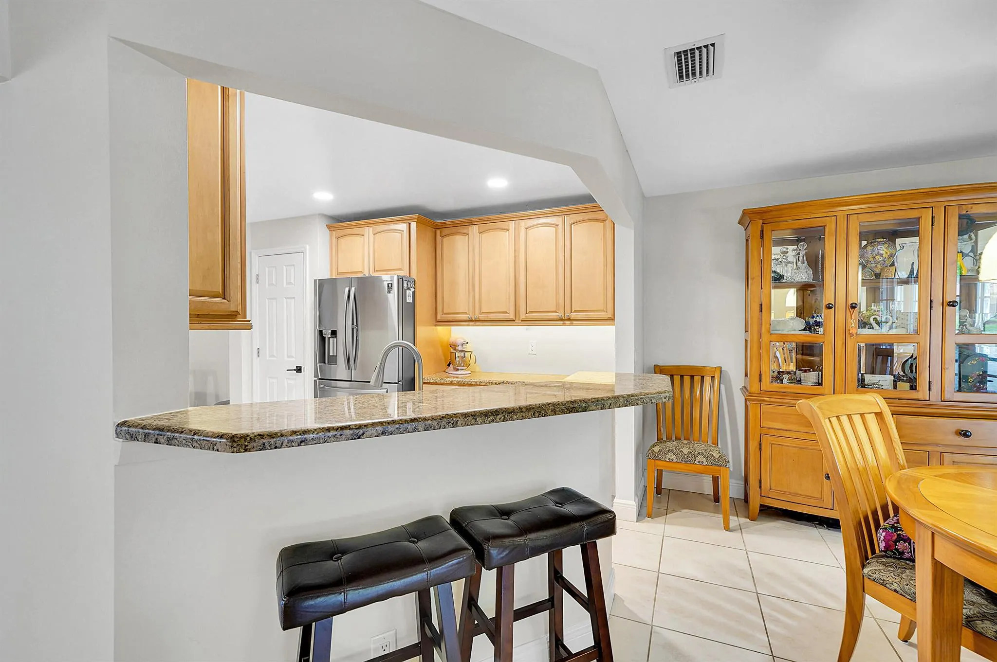 3335 Deer Creek Lake Shore Drive