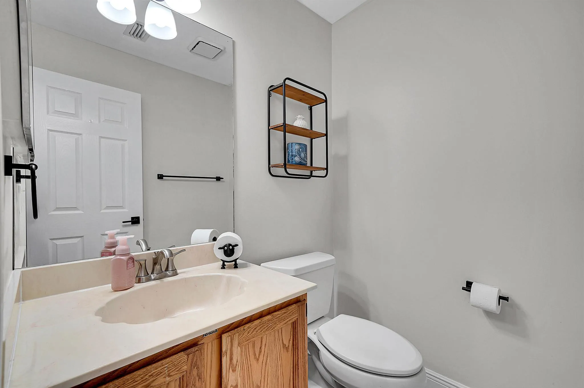 3335 Deer Creek Lake Shore Drive