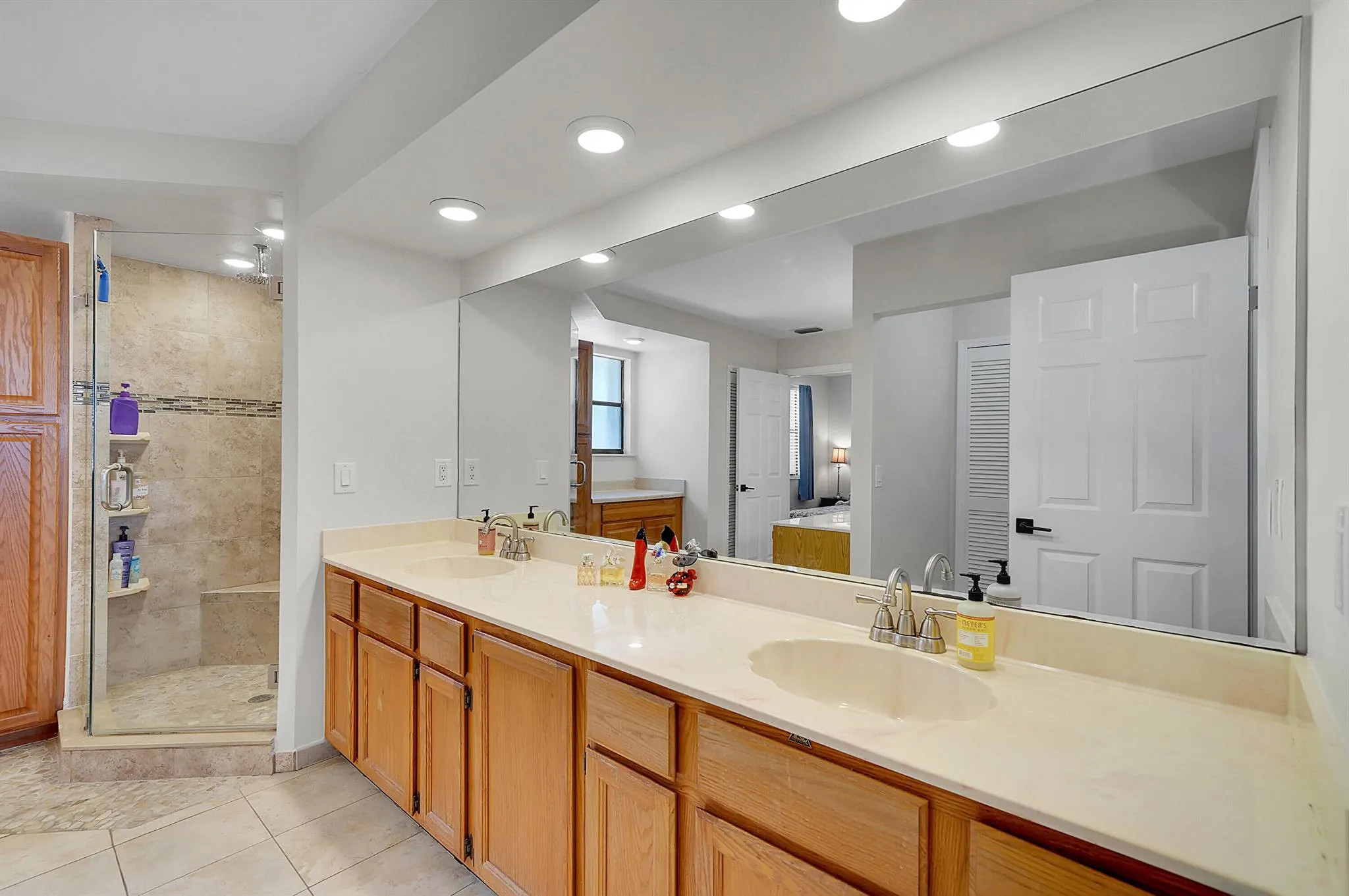 3335 Deer Creek Lake Shore Drive