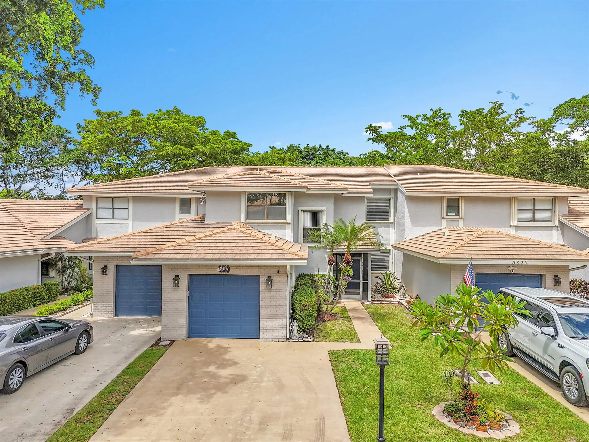 3335 Deer Creek Lake Shore Drive