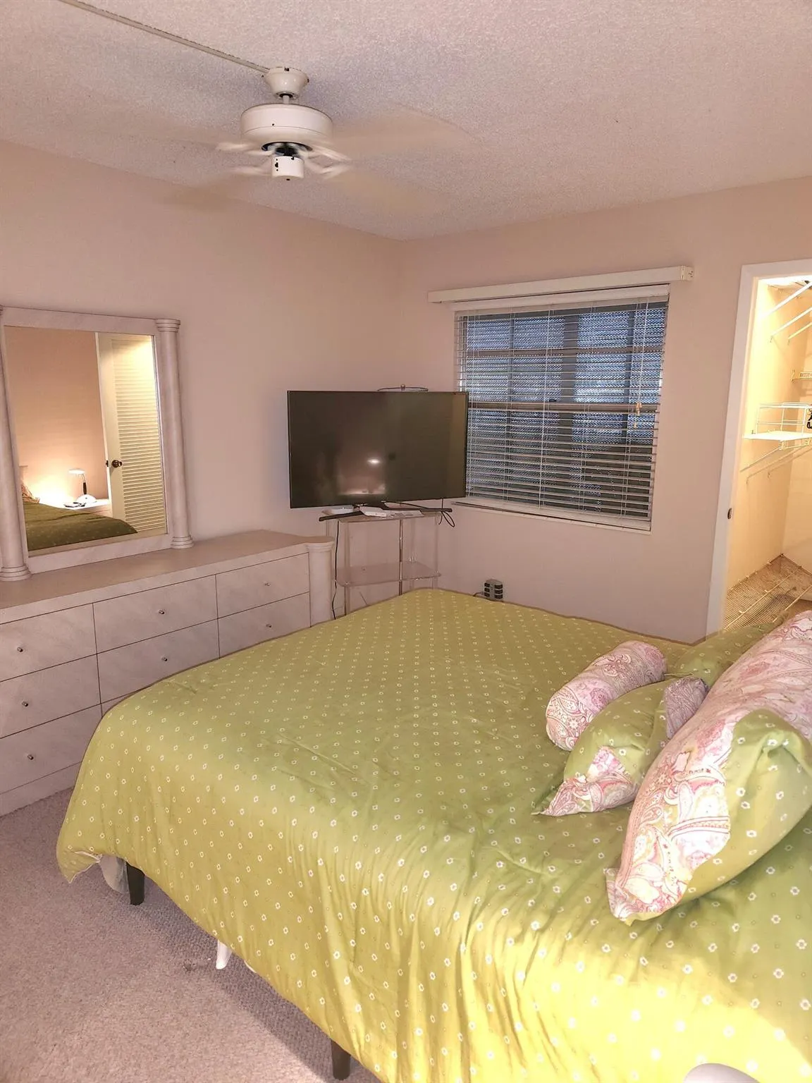 4053 Wolverton, #C