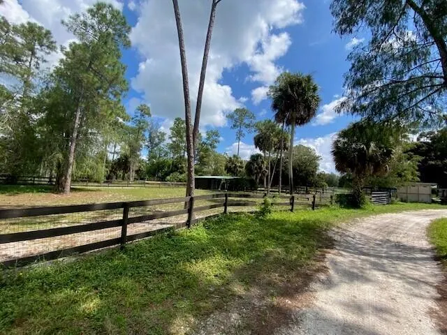 2141 B Road, #Apt 4