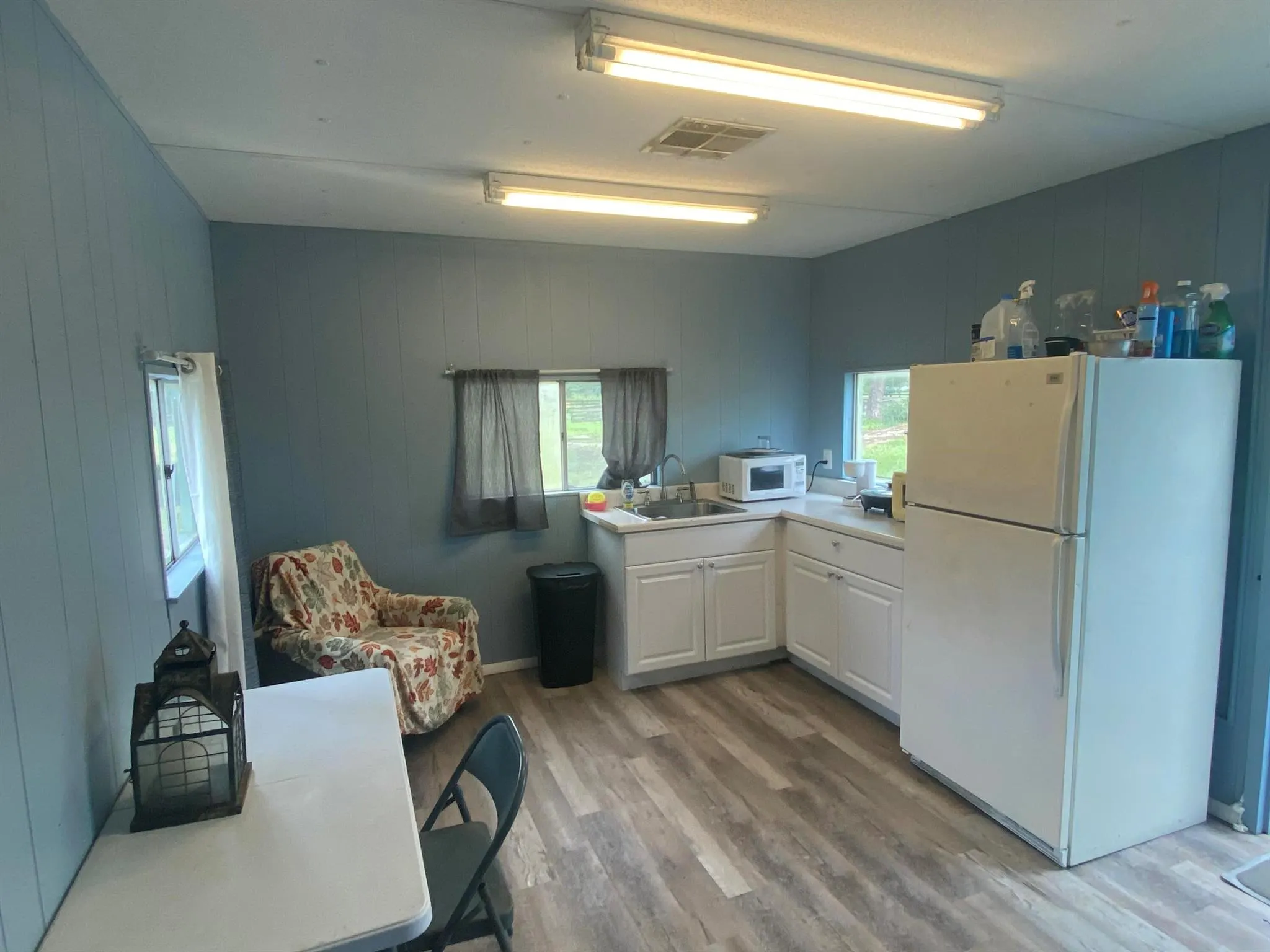 2141 B Road, #Apt 4