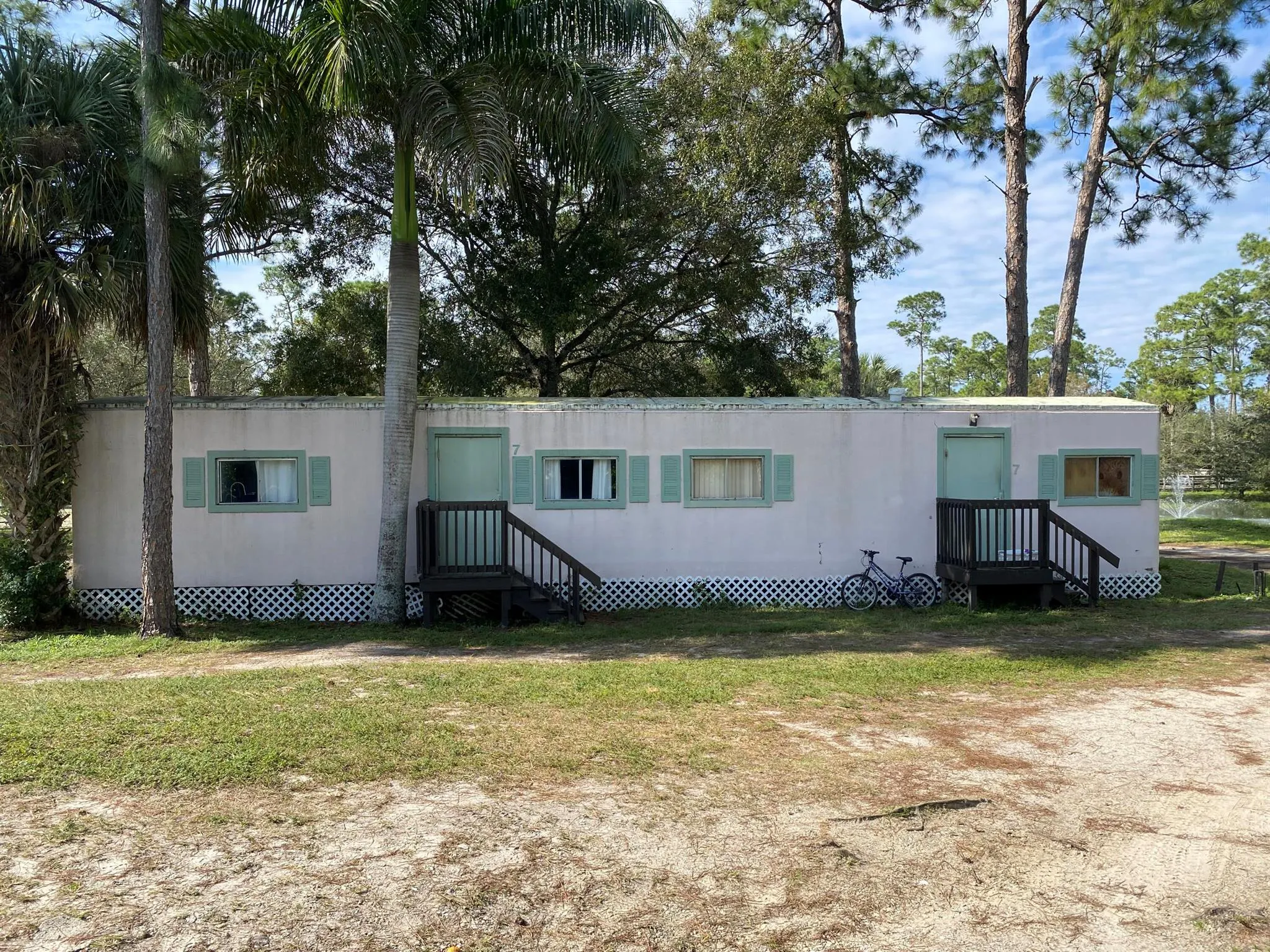 2141 B Road, #Apt 4