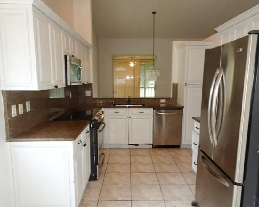 9637 Shadybrook Drive, #201