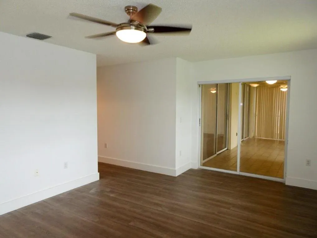 9637 Shadybrook Drive, #201