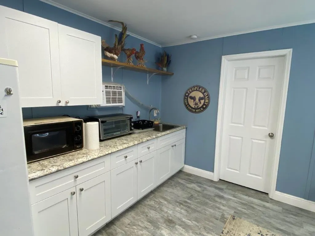 2141 B Road, #Studio Apt 2