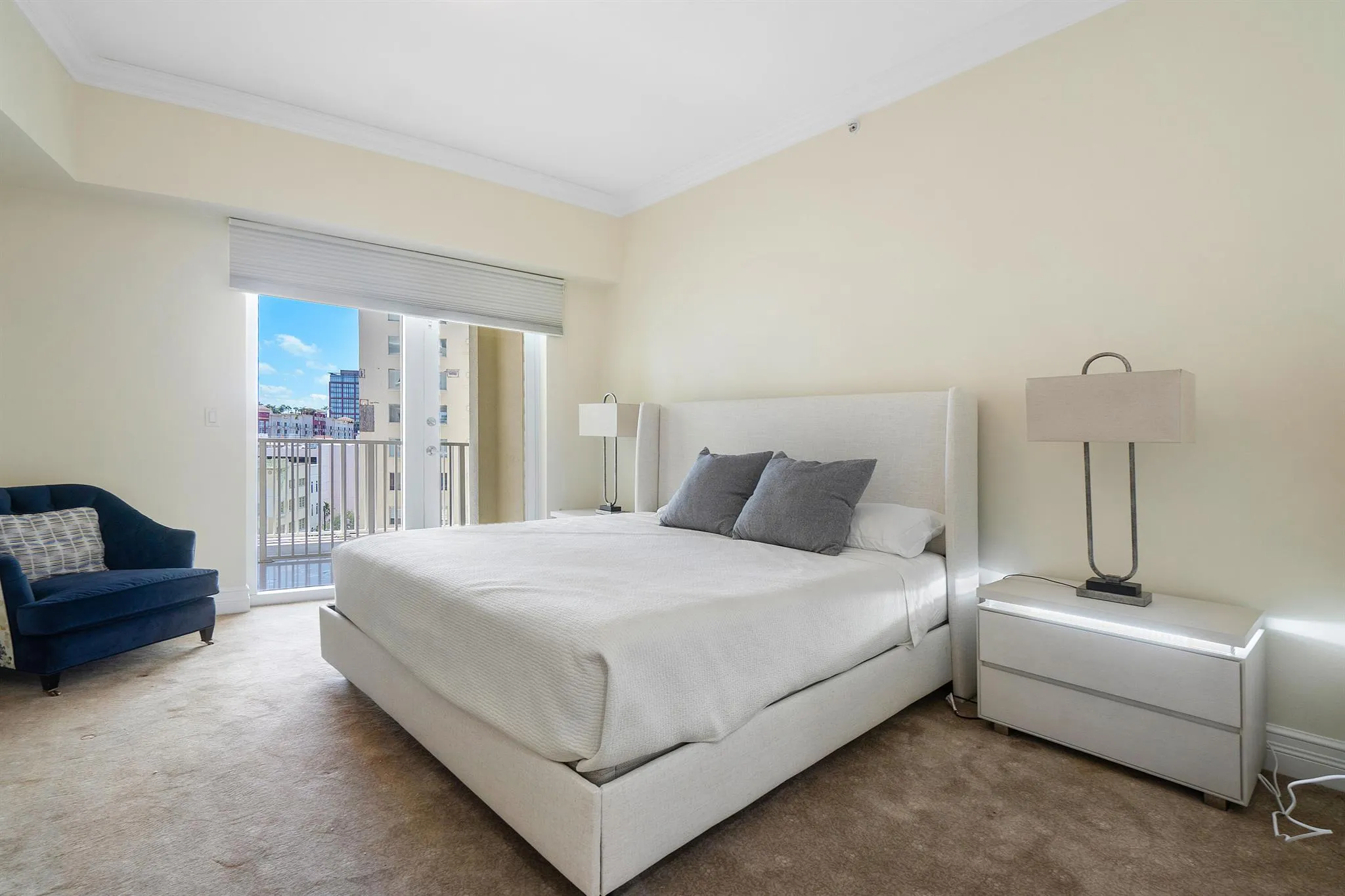 201 S Narcissus Avenue, #605