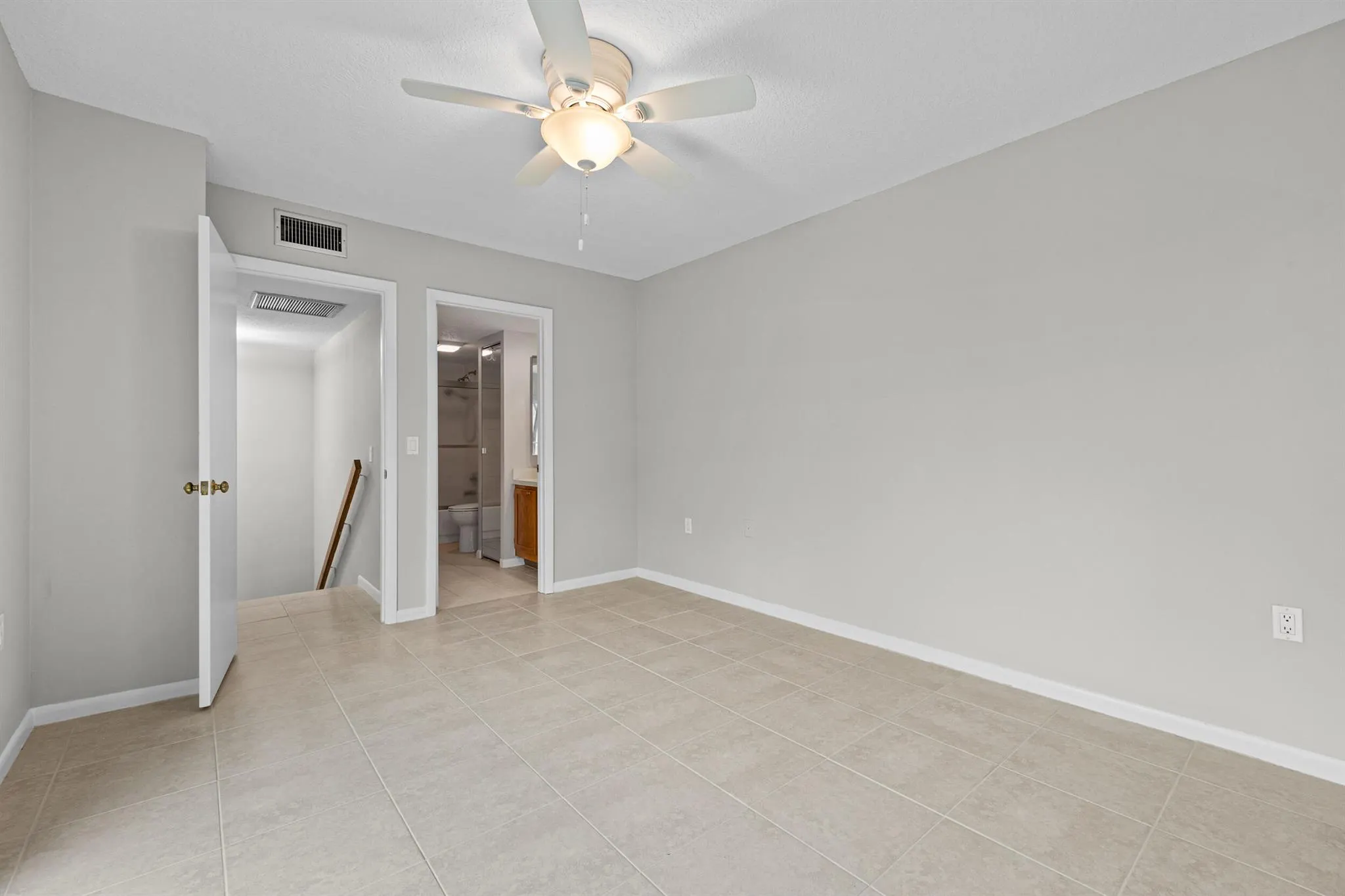 5814 SE Windsong Lane, #213