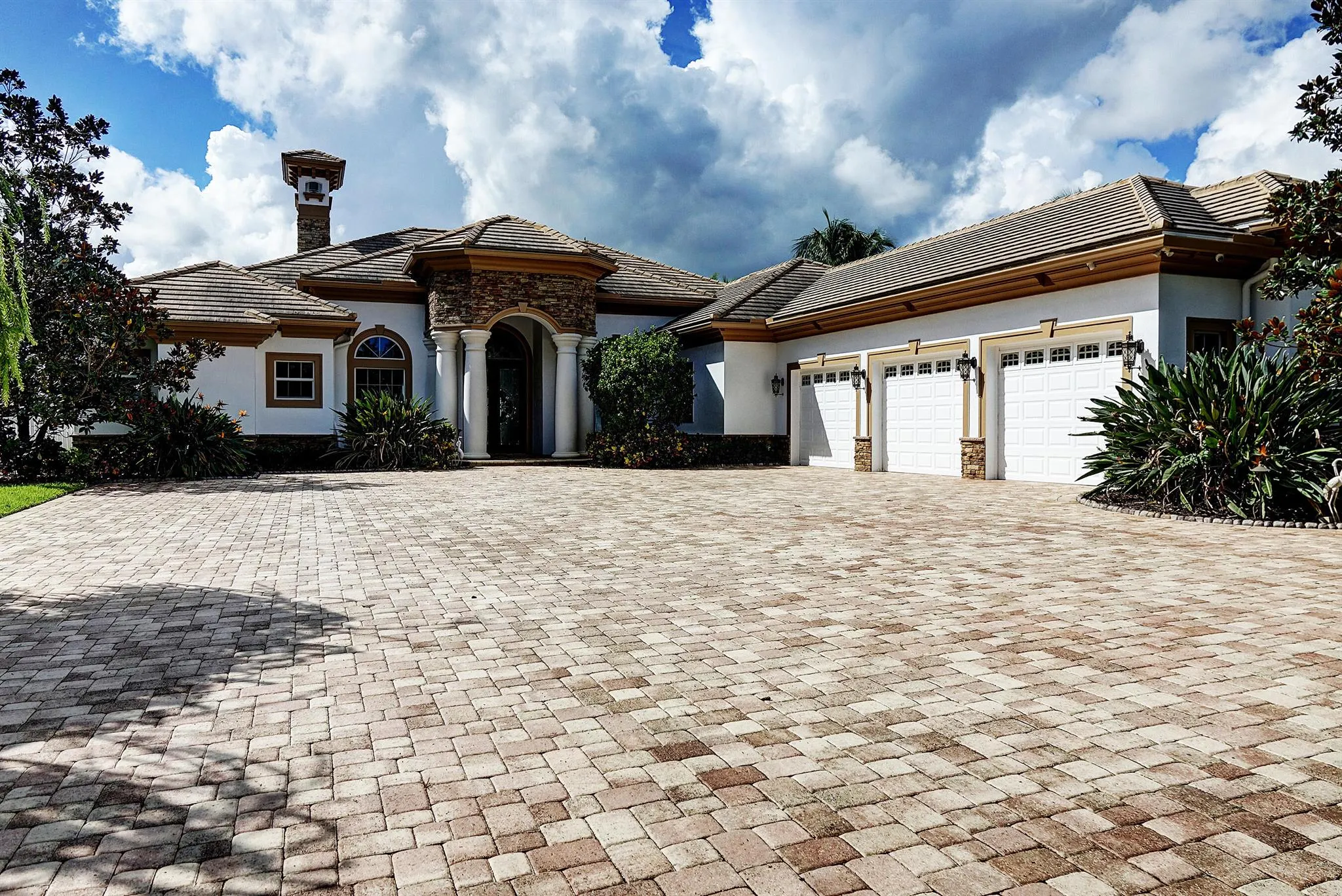 2690 NW Collins Cove Road
