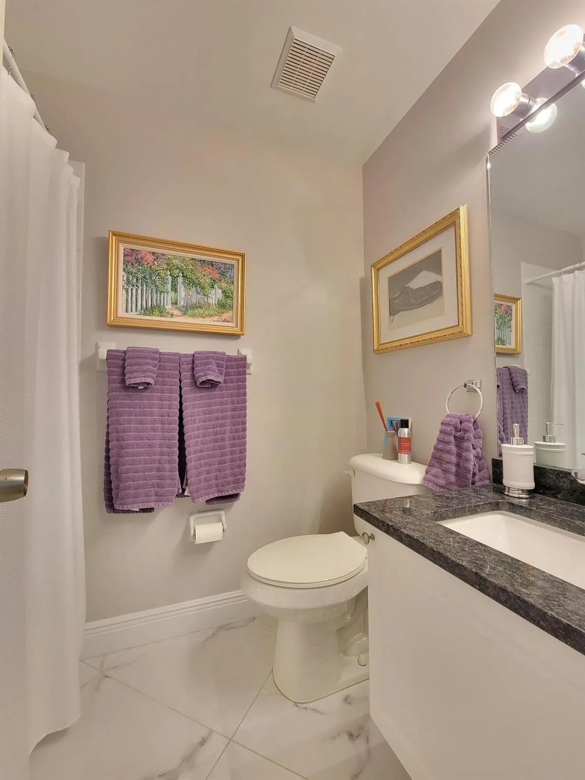 1072 Keystone Drive, #E